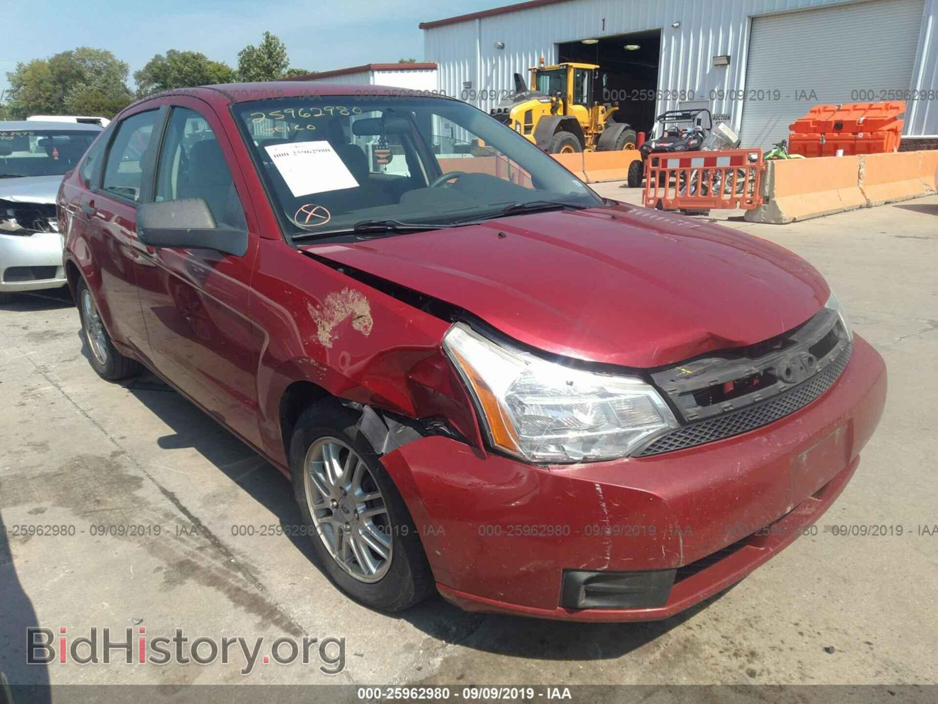 Photo 1FAHP35N09W230089 - FORD FOCUS 2009