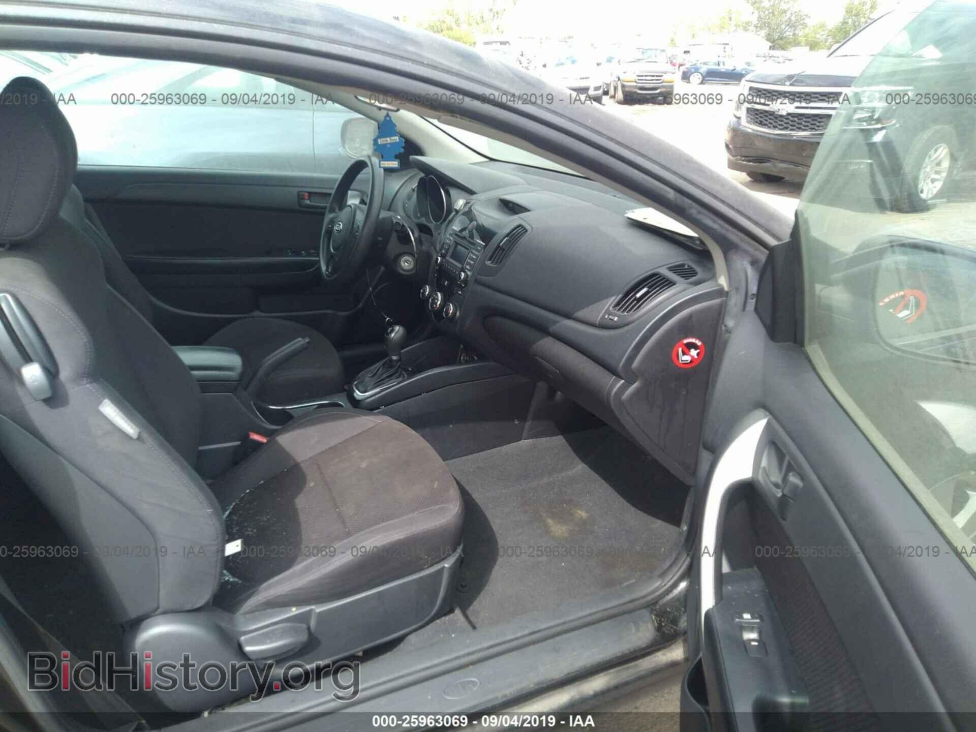 2011 KIA FORTE - VIN: KNAFU6A29B5348402 - Фото 5