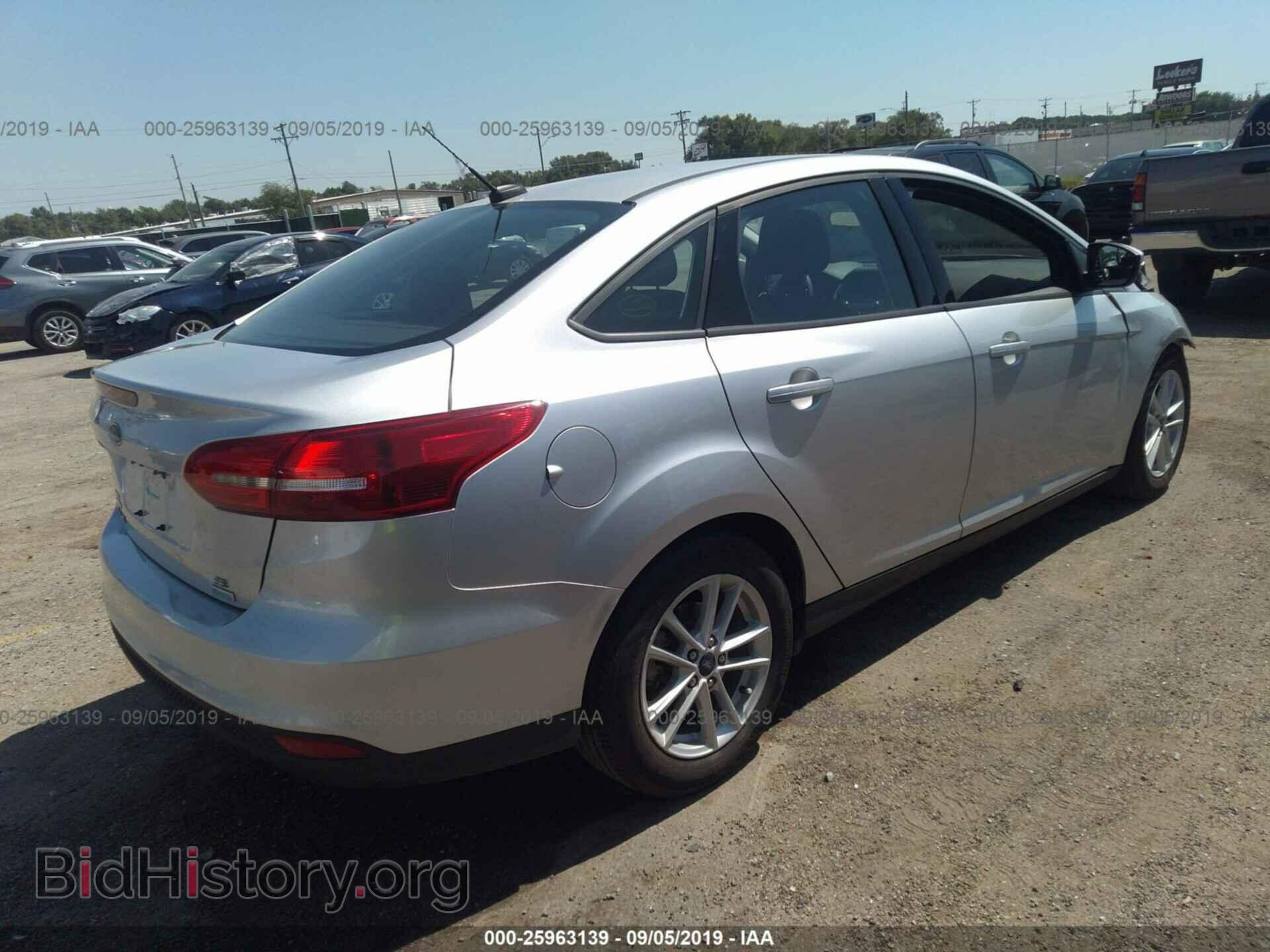 2018 FORD FOCUS - VIN: 1FADP3FE7JL322044 - Фото 4