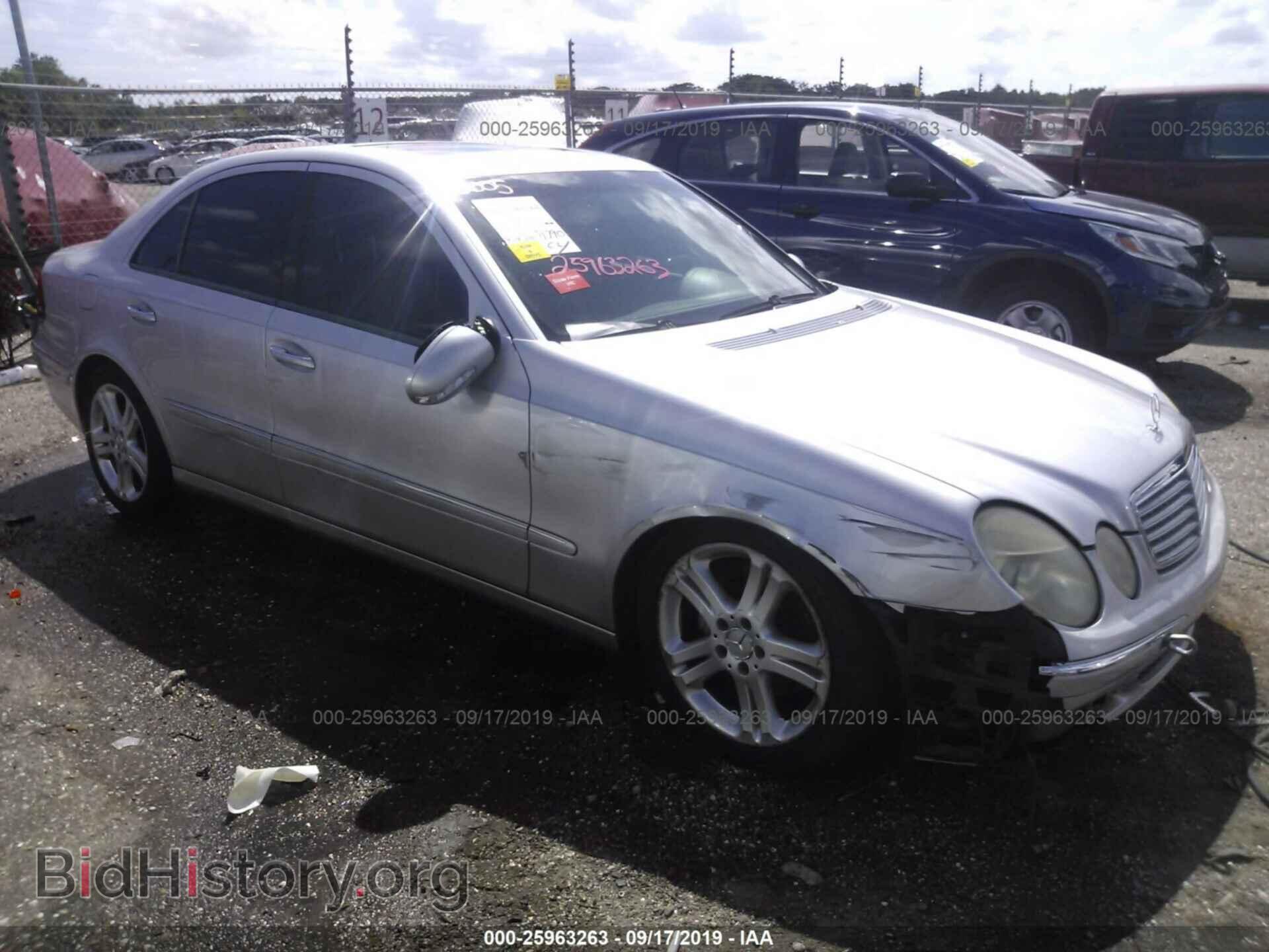 Photo WDBUF70J15A711787 - MERCEDES-BENZ E 2005