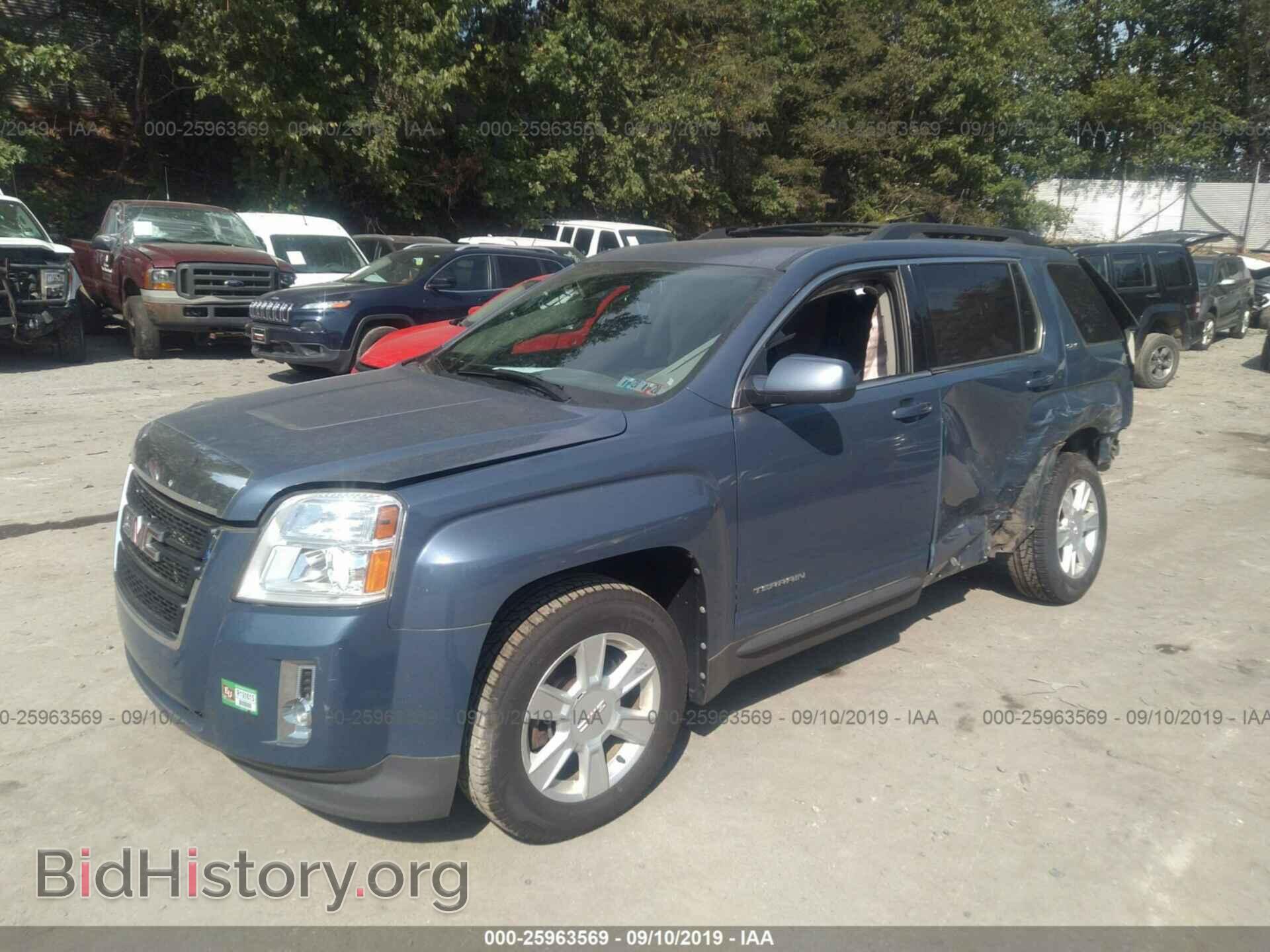 2011 GMC TERRAIN - VIN: 2CTFLTEC2B6369236 - Photo 2