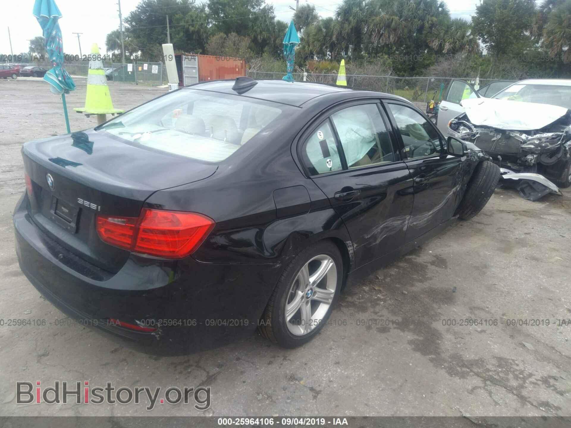 2015 BMW 328 - VIN: WBA3A5C52FF607034 - Фото 4