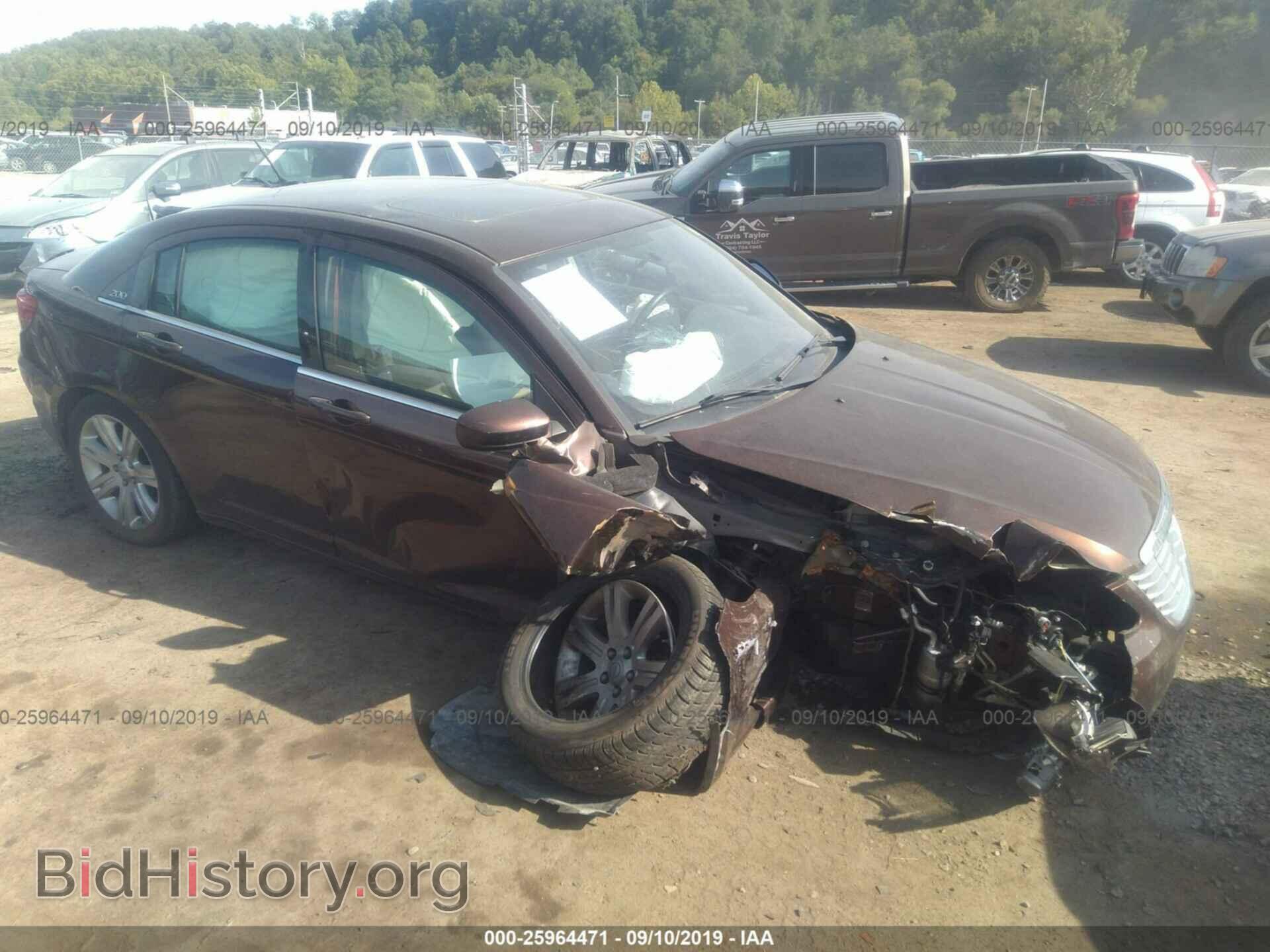 2012 CHRYSLER 200 - VIN: 1C3CCBBB7CN176652 - Фото 6