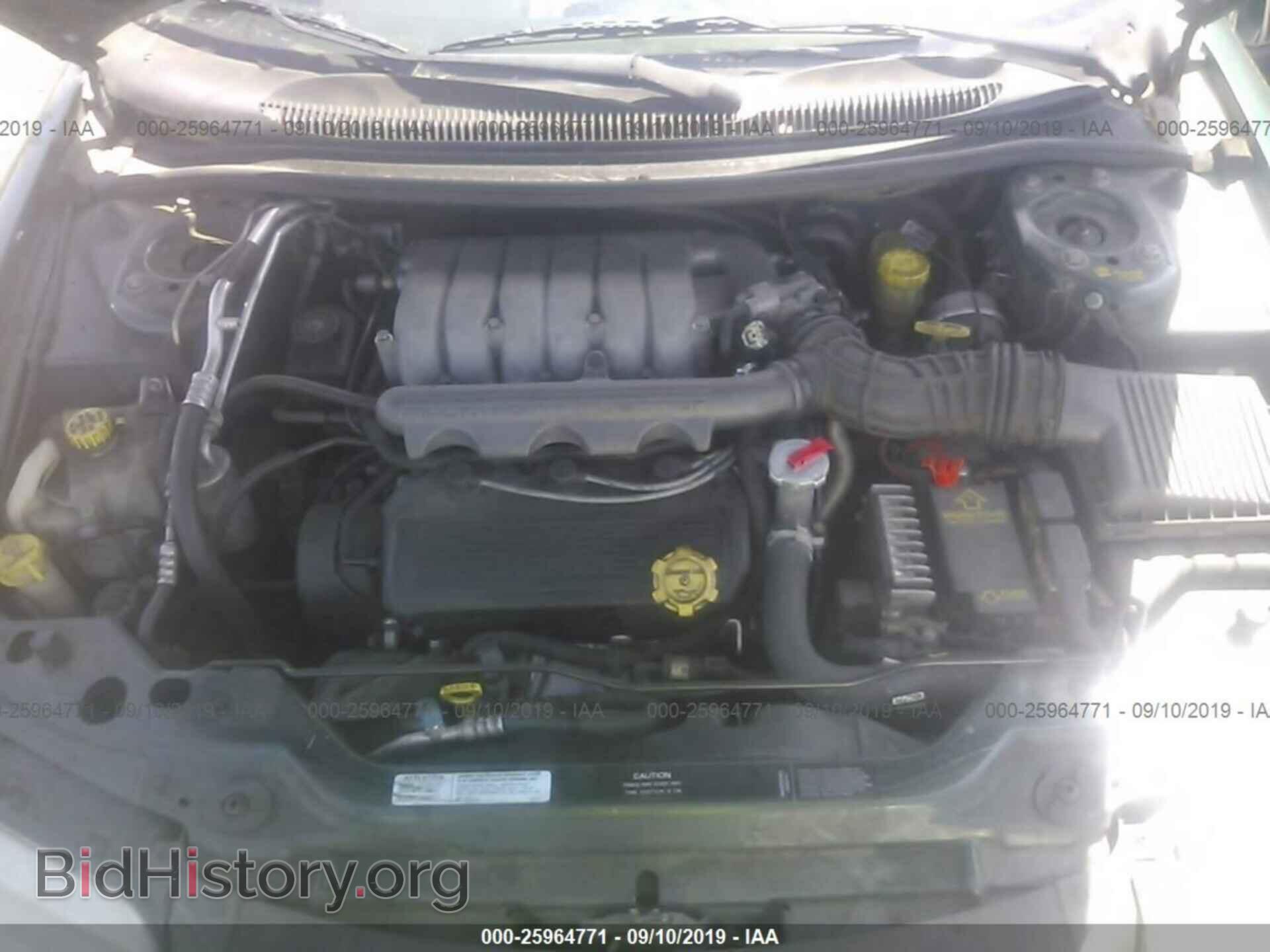 1998 CHRYSLER SEBRING - VIN: 3C3EL45H4WT323731 - Фото 10