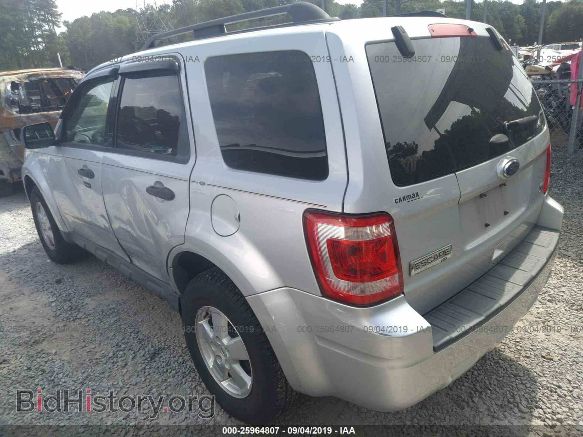 2011 FORD ESCAPE - VIN: 1FMCU0DG1BKC15902 - Photo 3