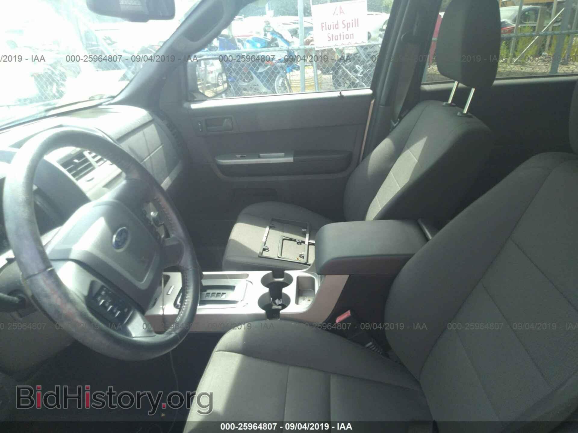 2011 FORD ESCAPE - VIN: 1FMCU0DG1BKC15902 - Photo 5