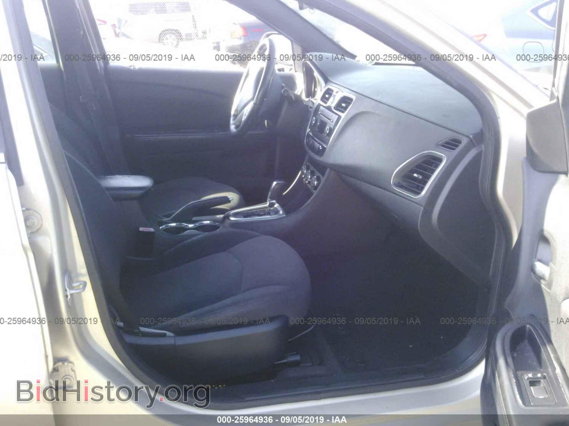 2013 CHRYSLER 200 - VIN: 1C3CCBBB4DN743465 - Photo 5