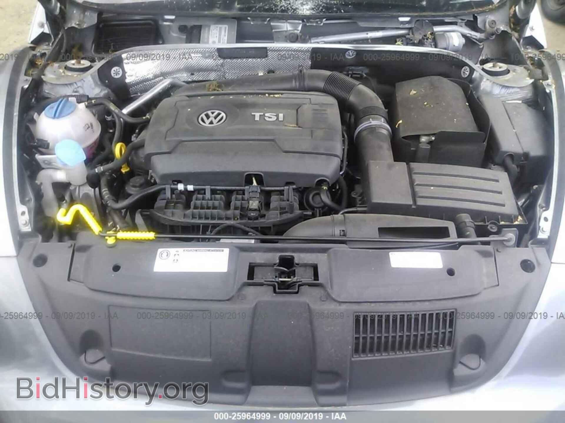 2017 VOLKSWAGEN BEETLE - VIN: 3VWJ17AT7HM617646 - Фото 10
