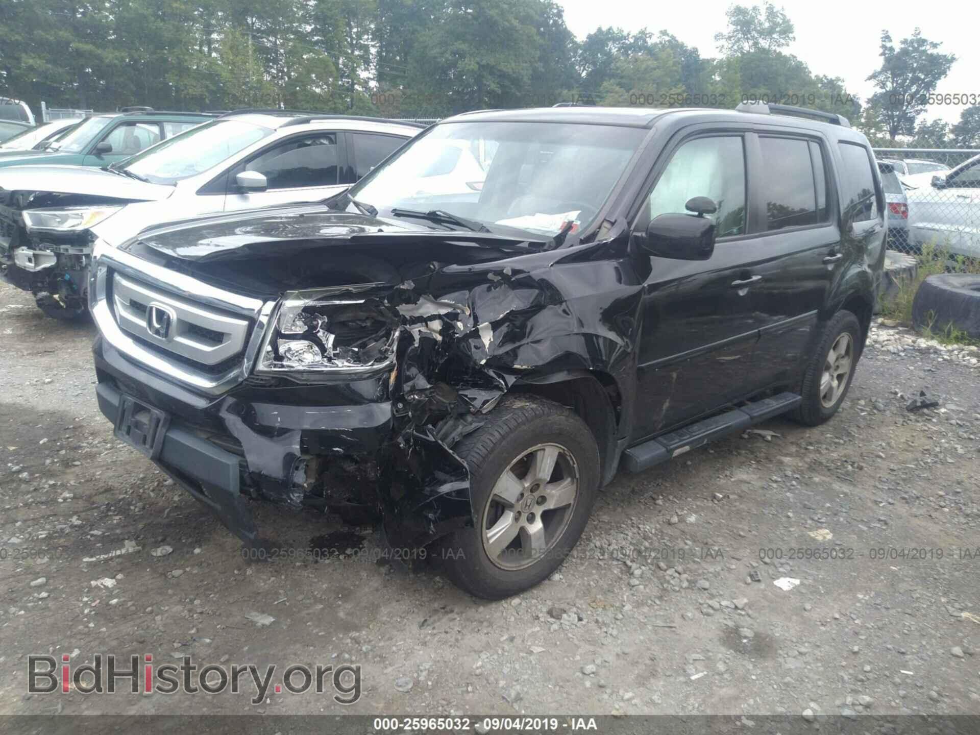 2011 HONDA PILOT - VIN: 5FNYF4H50BB073592 - Фото 2