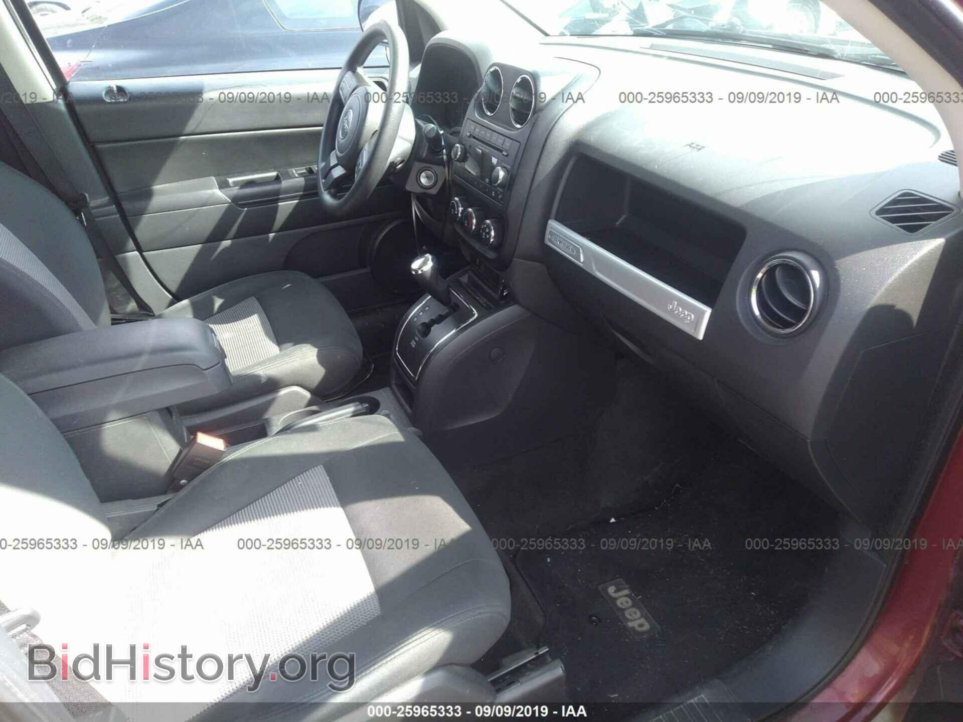 2014 JEEP COMPASS - VIN: 1C4NJCBA4ED803775 - Фото 5
