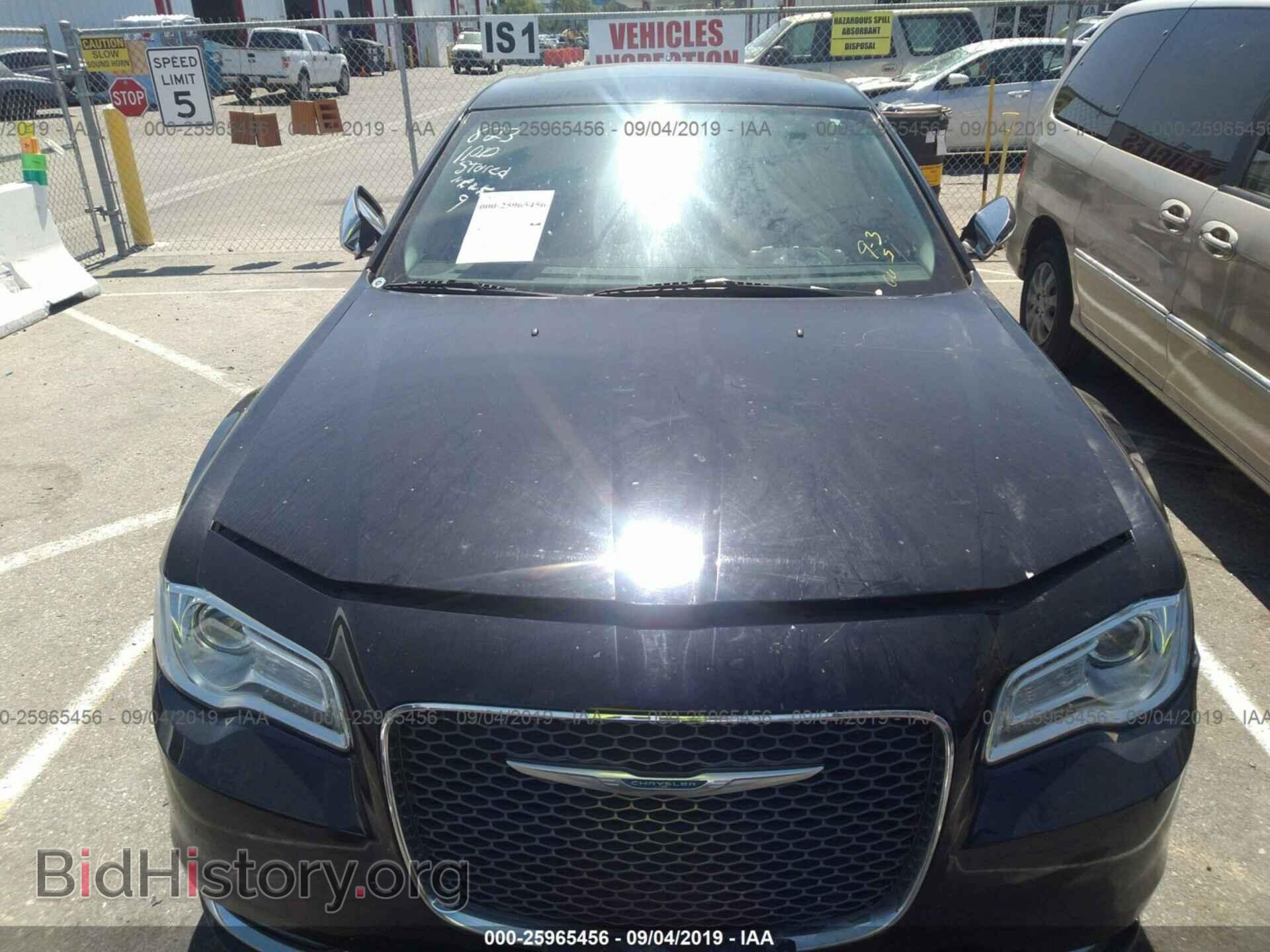 2016 CHRYSLER 300C - VIN: 2C3CCAEG3GH273363 - Фото 6