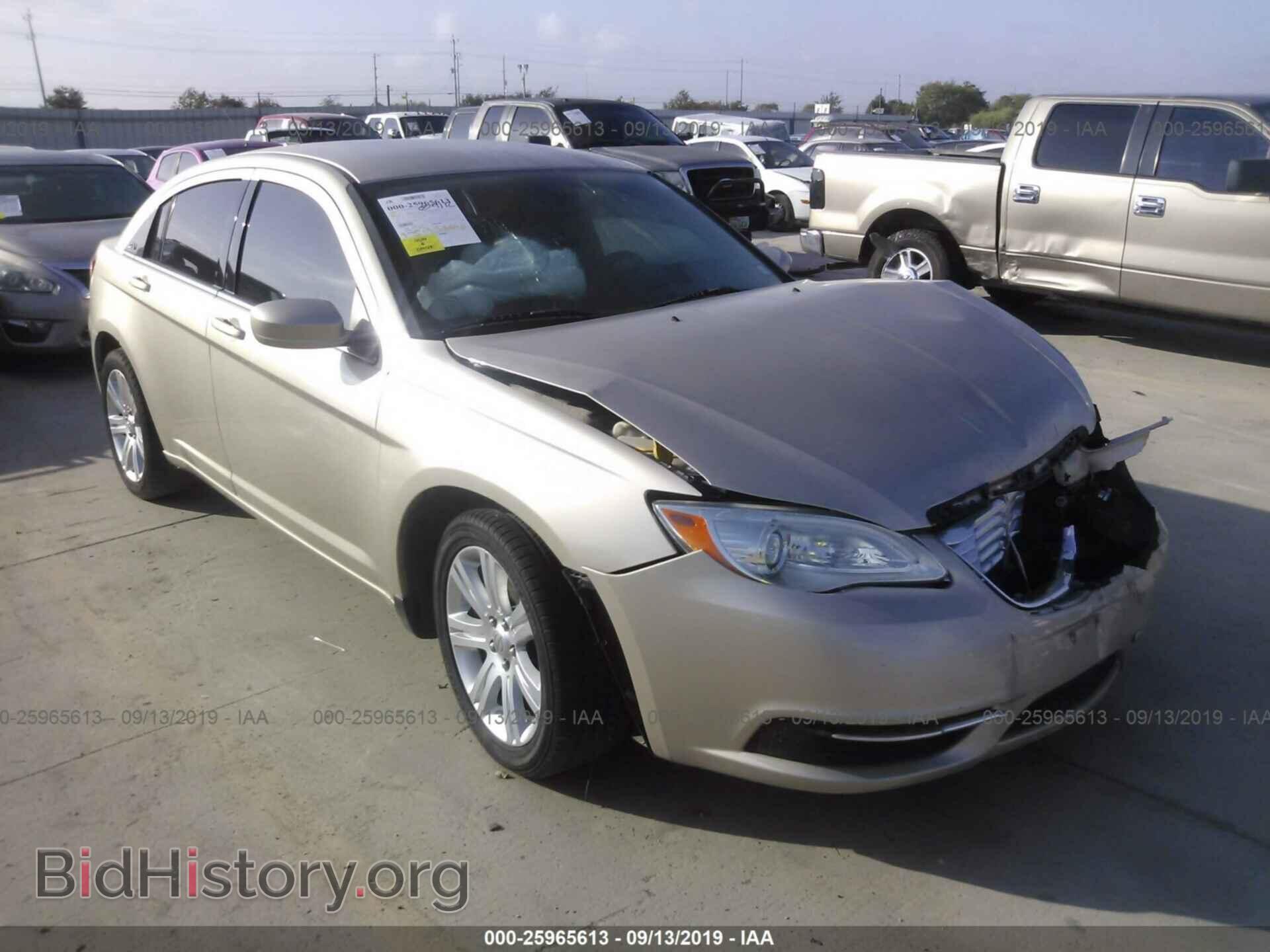 Фотография 1C3CCBBB4DN728285 - CHRYSLER 200 2013