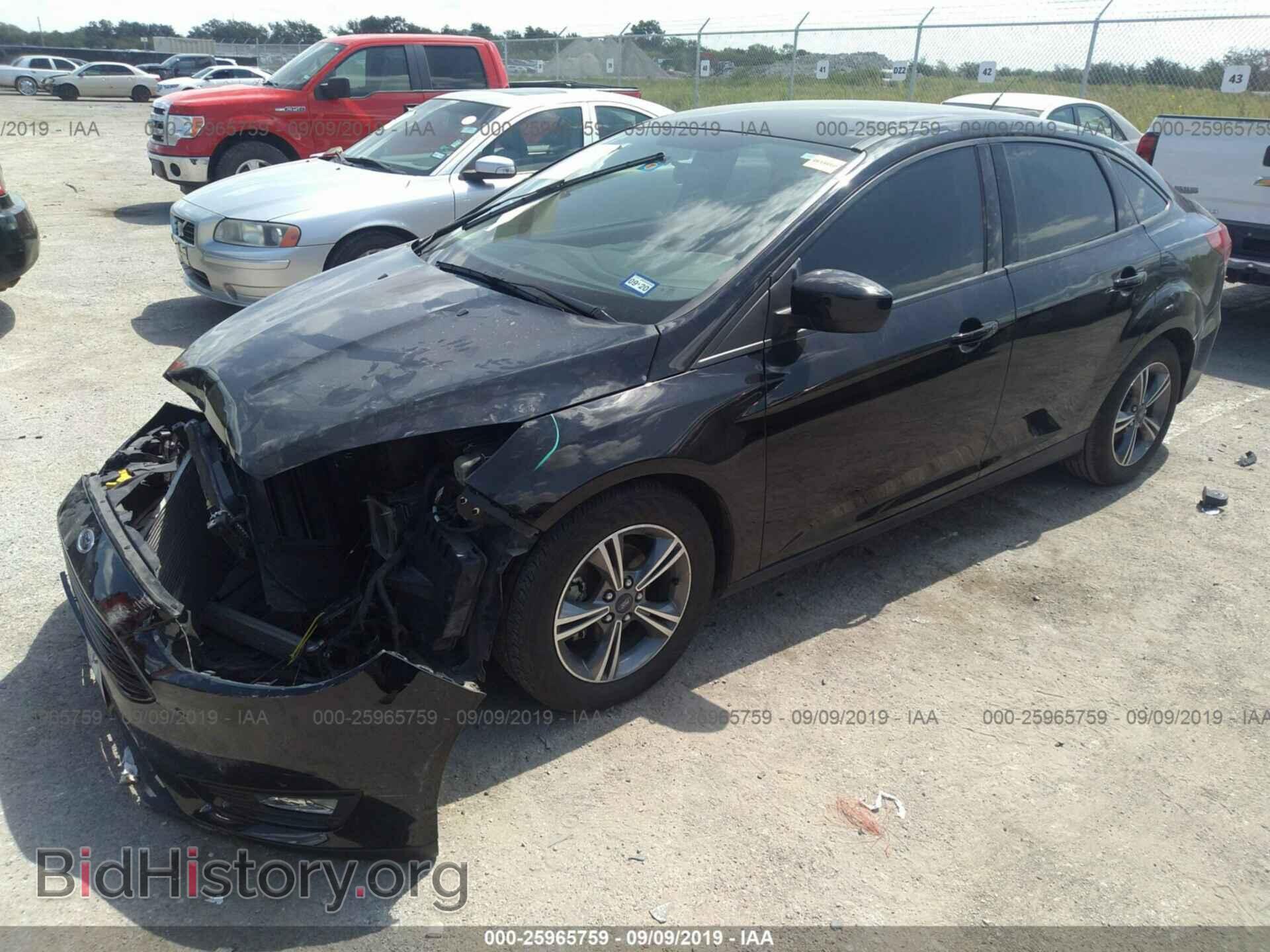 2018 FORD FOCUS - VIN: 1FADP3FE1JL229648 - Фото 2