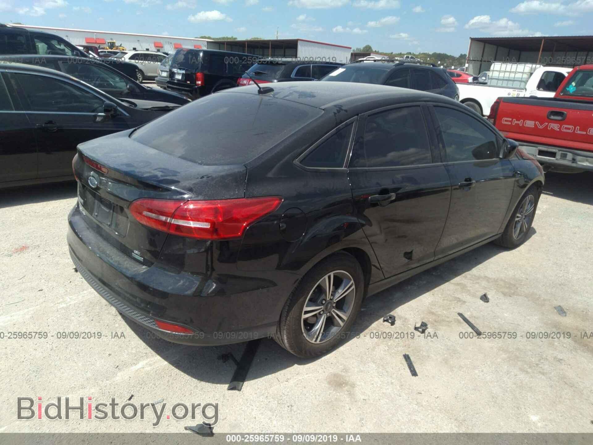 2018 FORD FOCUS - VIN: 1FADP3FE1JL229648 - Фото 4
