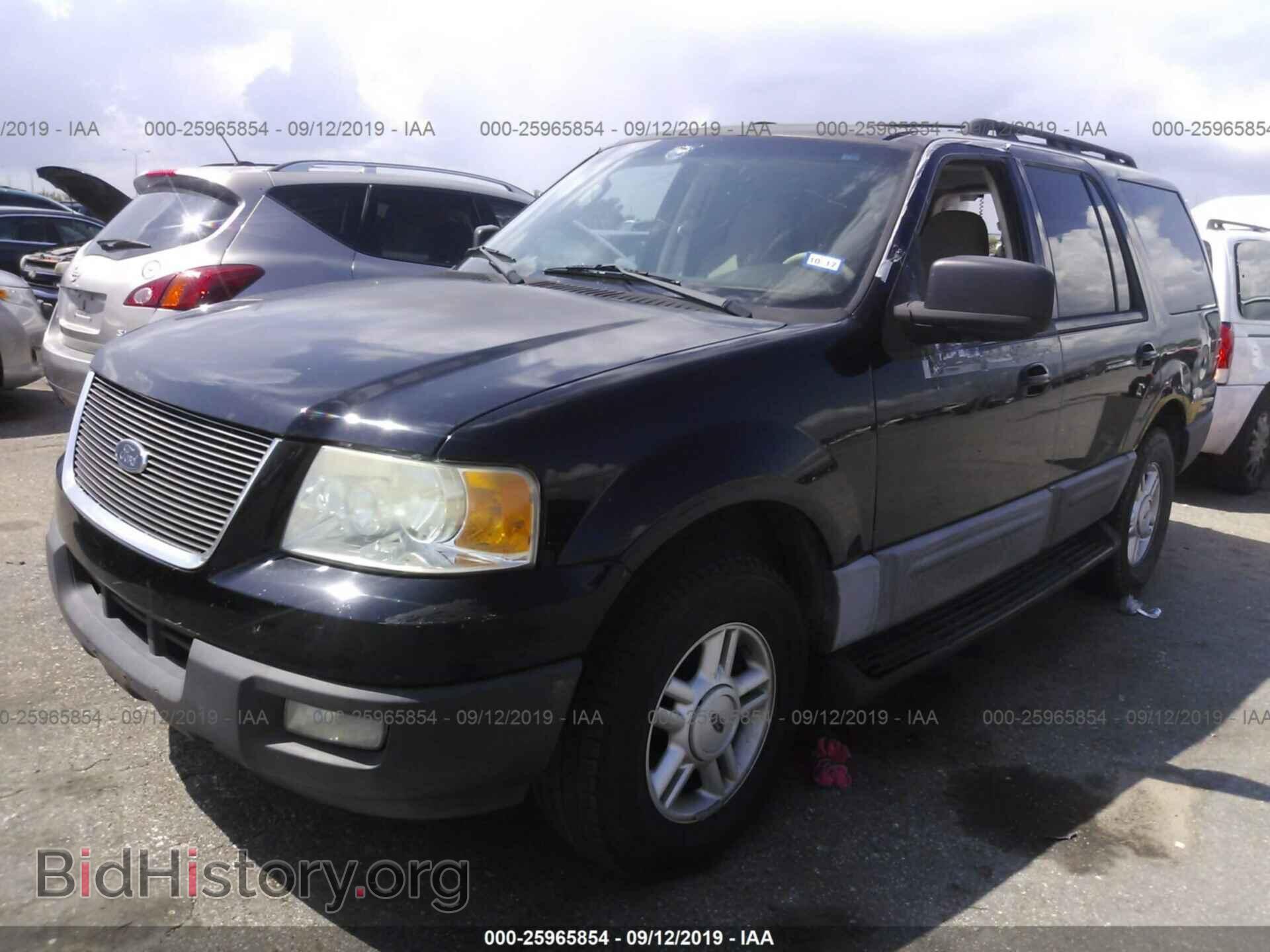 2005 FORD EXPEDITION - VIN: 1FMPU15575LA68553 - Фото 2