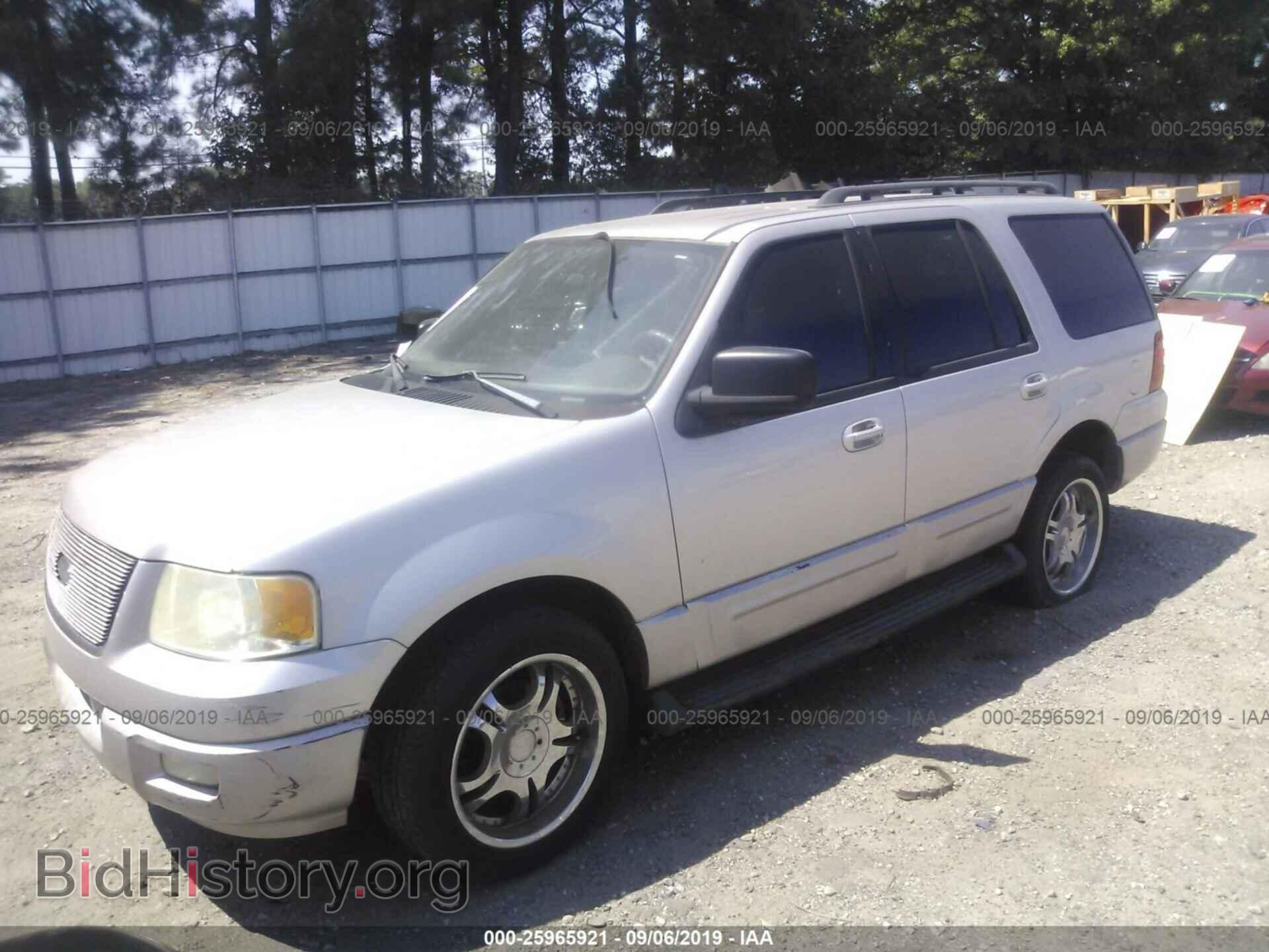 2006 FORD EXPEDITION - VIN: 1FMPU15596LA07187 - Фото 2