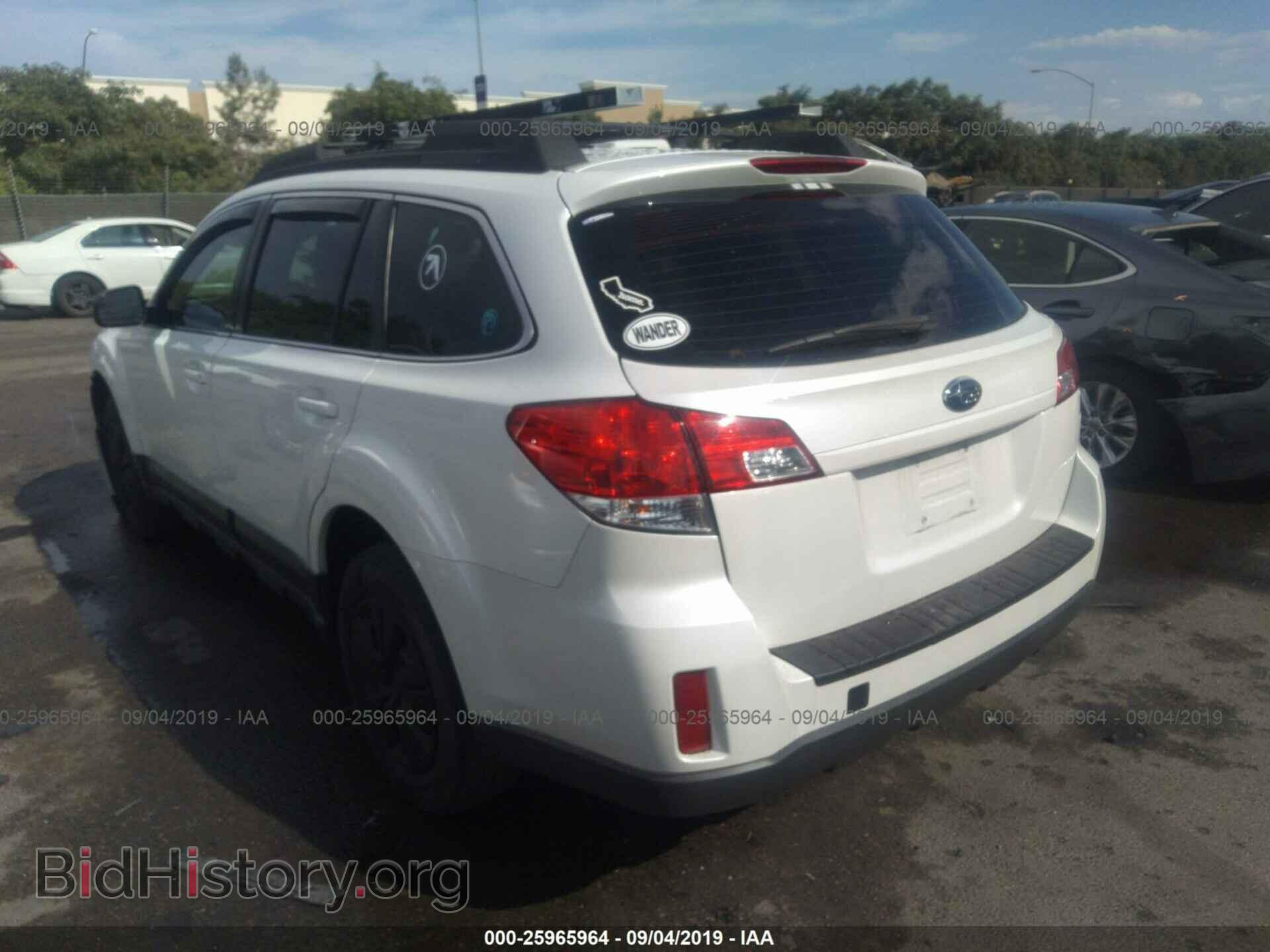 2011 SUBARU OUTBACK - VIN: 4S4BRBAC9B3436443 - Photo 3