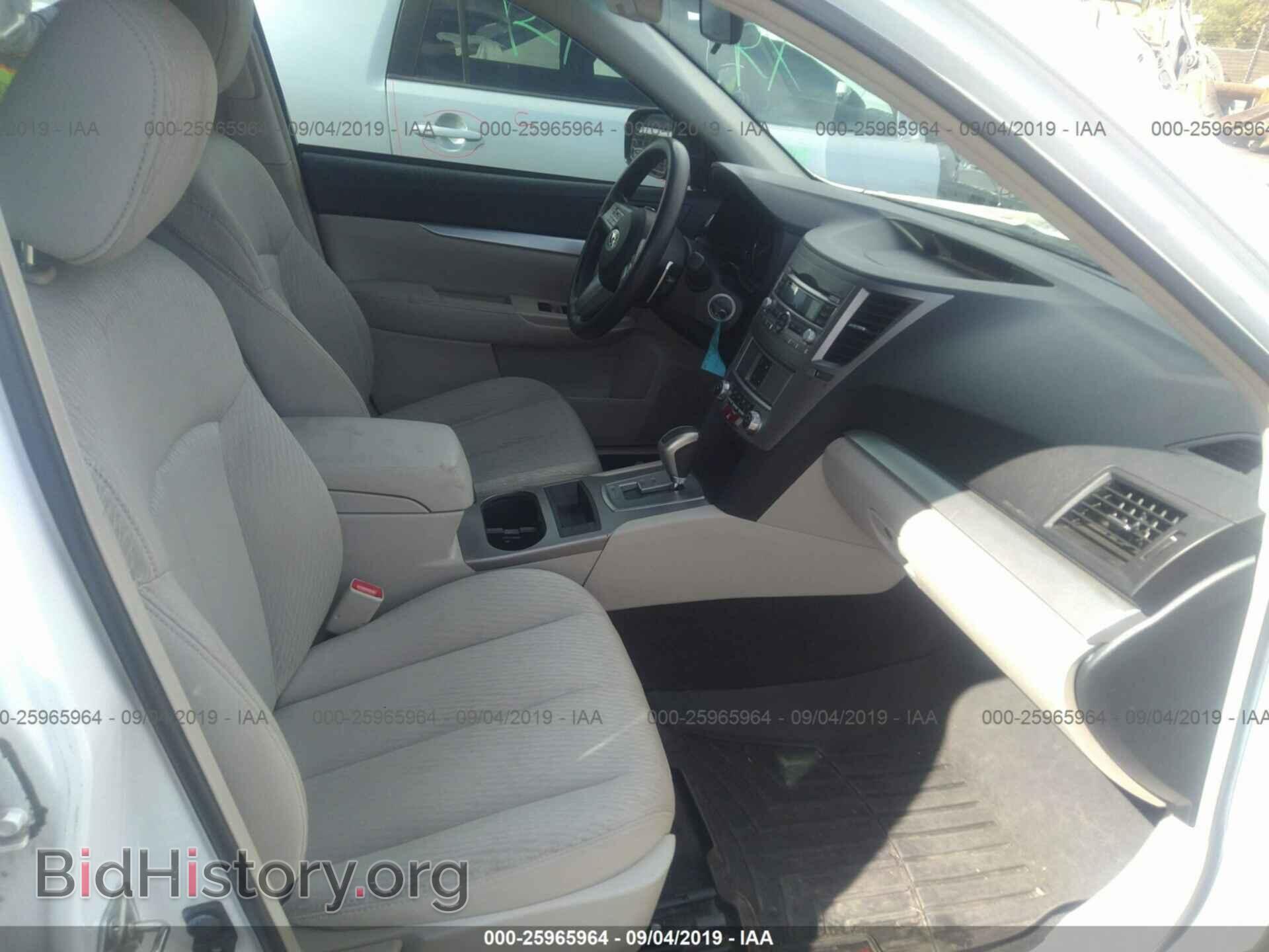 2011 SUBARU OUTBACK - VIN: 4S4BRBAC9B3436443 - Photo 5
