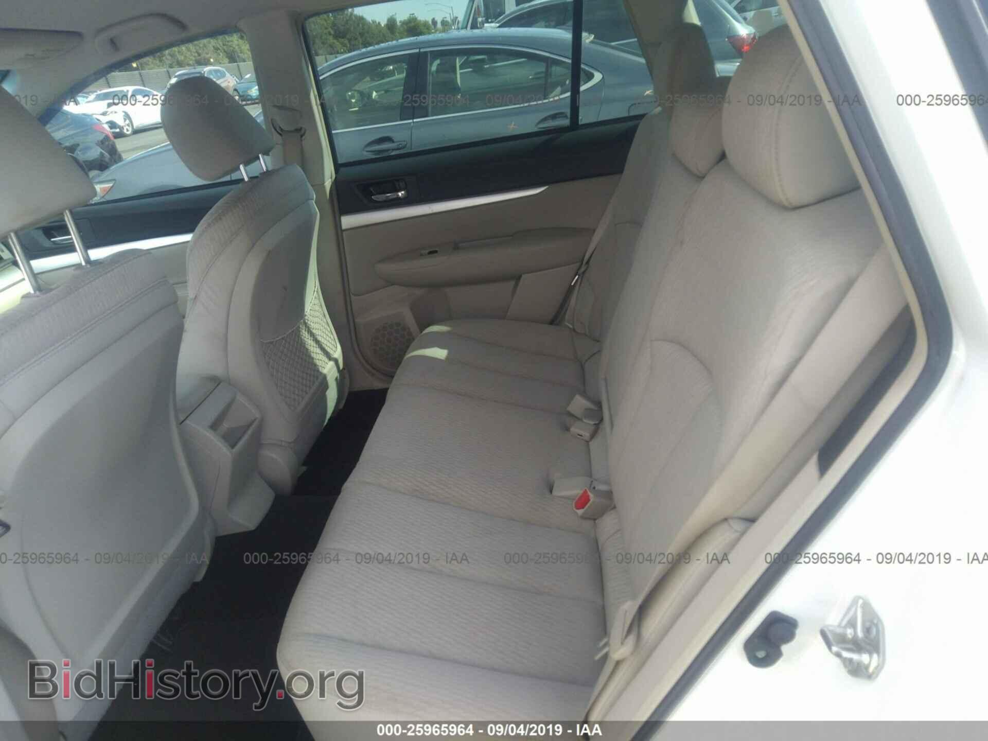 2011 SUBARU OUTBACK - VIN: 4S4BRBAC9B3436443 - Photo 8