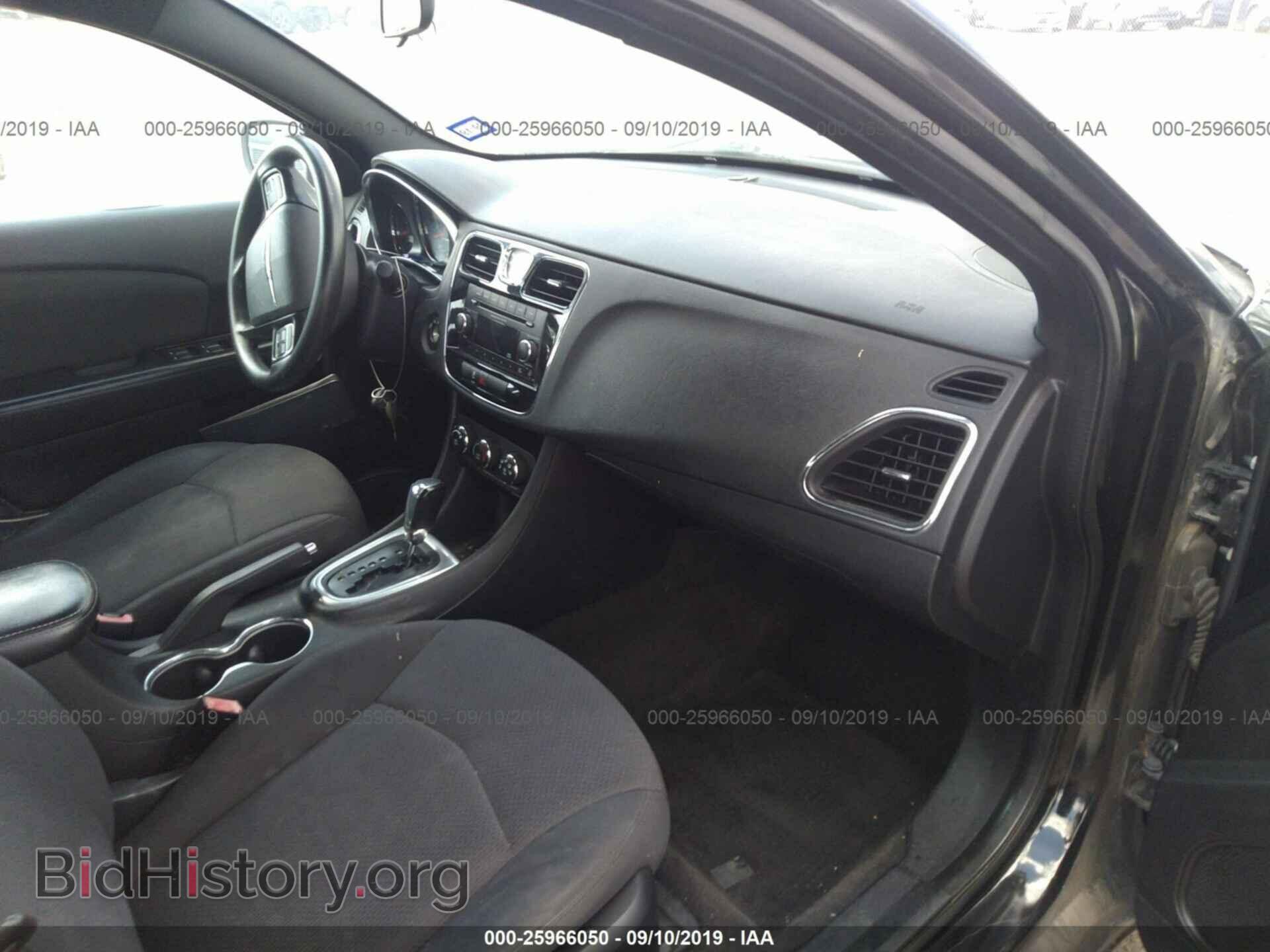 2012 CHRYSLER 200 - VIN: 1C3CCBAB7CN214253 - Фото 5