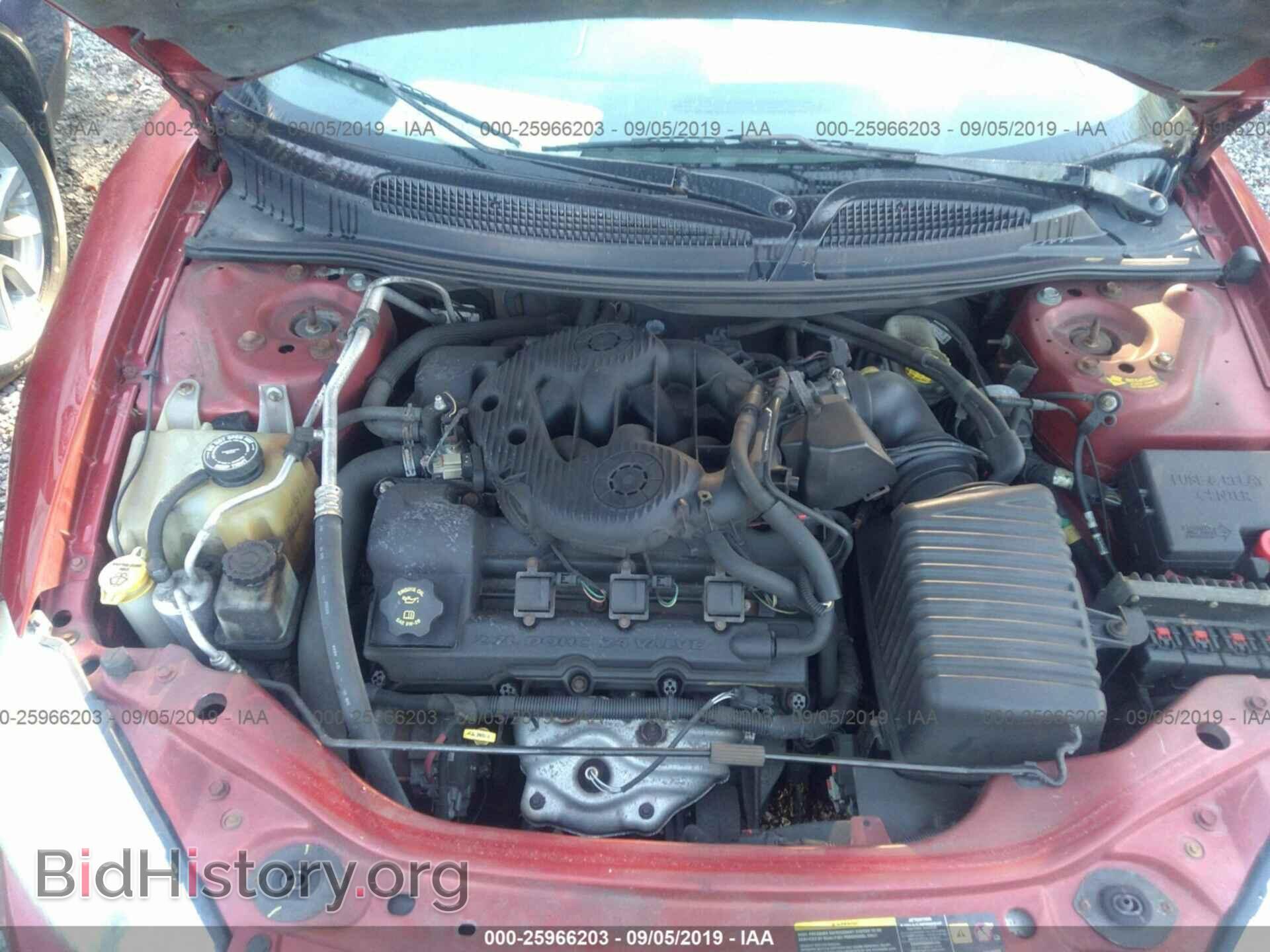 2004 CHRYSLER SEBRING - VIN: 1C3EL55R34N353153 - Фото 10