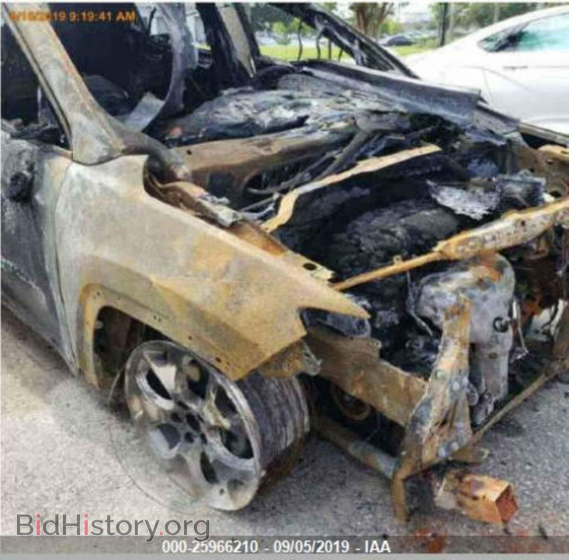 Фотография 3C4NJCCB1KT660071 - JEEP COMPASS 2019
