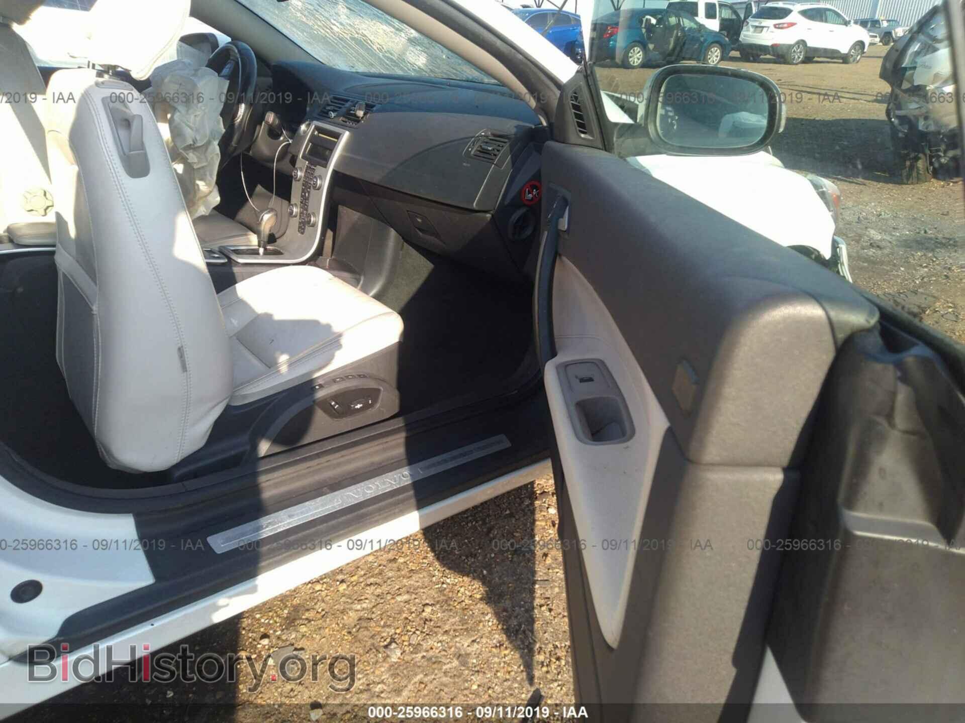 2012 VOLVO C70 - VIN: YV1672MCXCJ130320 - Фото 5