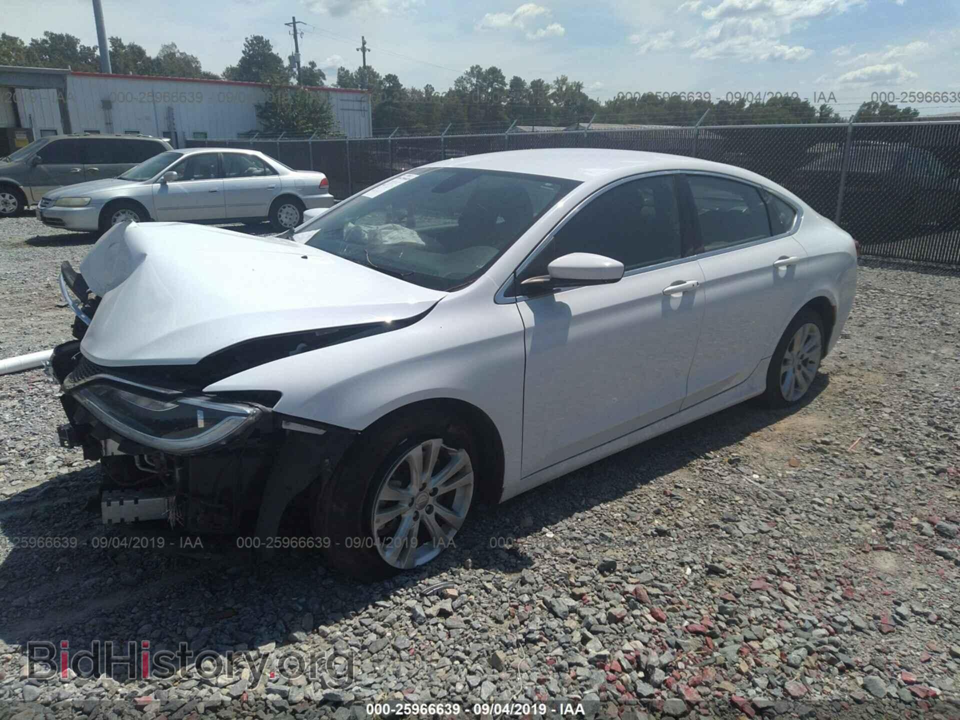 2016 CHRYSLER 200 - VIN: 1C3CCCAGXGN141032 - Photo 2
