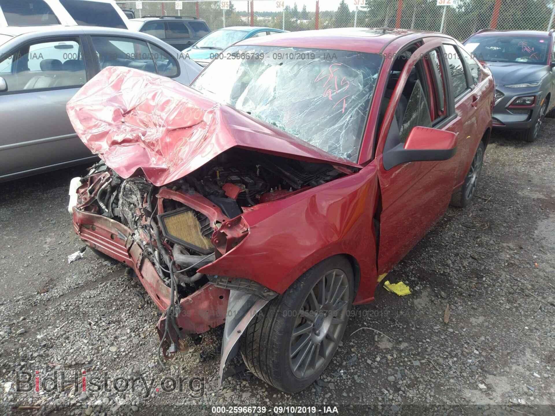 2011 FORD FOCUS - VIN: 1FAHP3GN8BW113671 - Photo 2