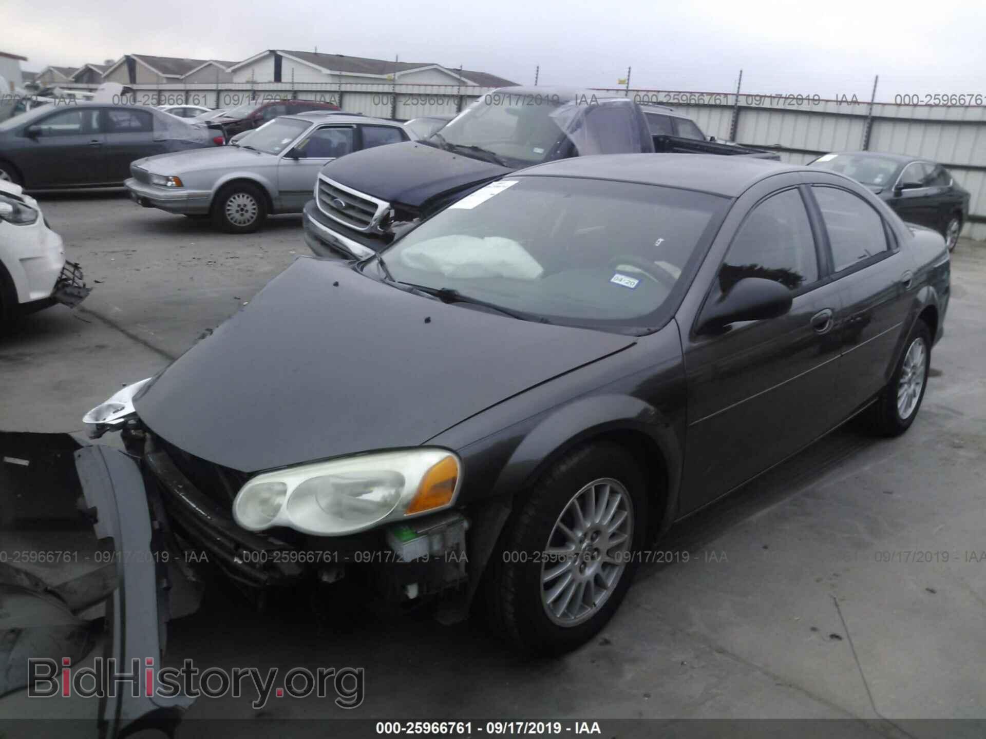 2004 CHRYSLER SEBRING - VIN: 1C3EL56R64N392530 - Фото 2