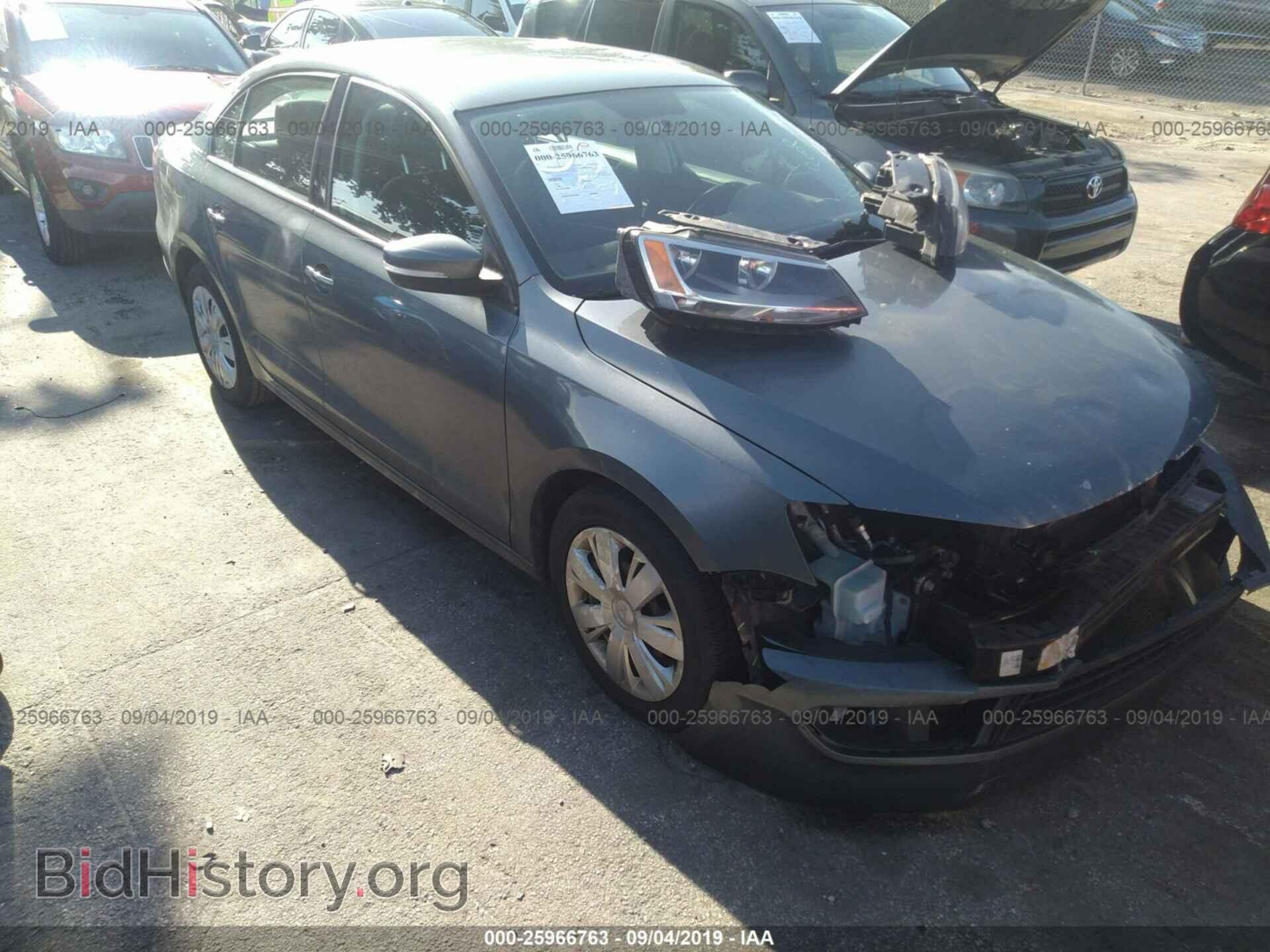 Фотография 3VWBX7AJ1CM030210 - VOLKSWAGEN JETTA 2012