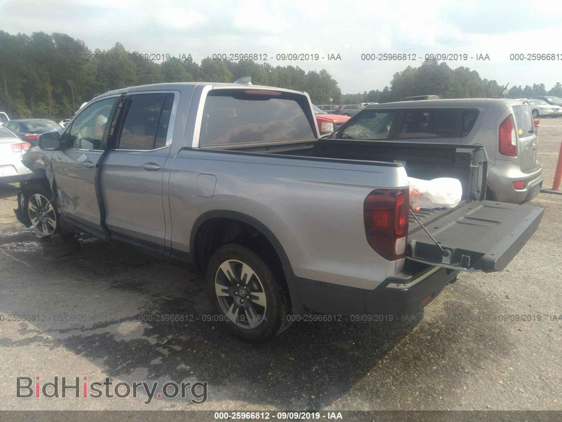 2017 HONDA RIDGELINE - VIN: 5FPYK2F67HB010906 - Фото 3