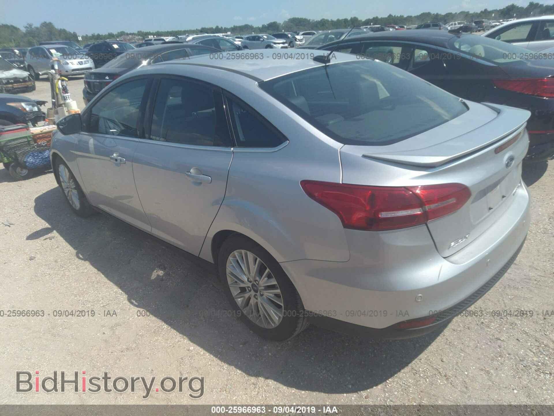 2017 FORD FOCUS - VIN: 1FADP3J27HL212425 - Фото 3