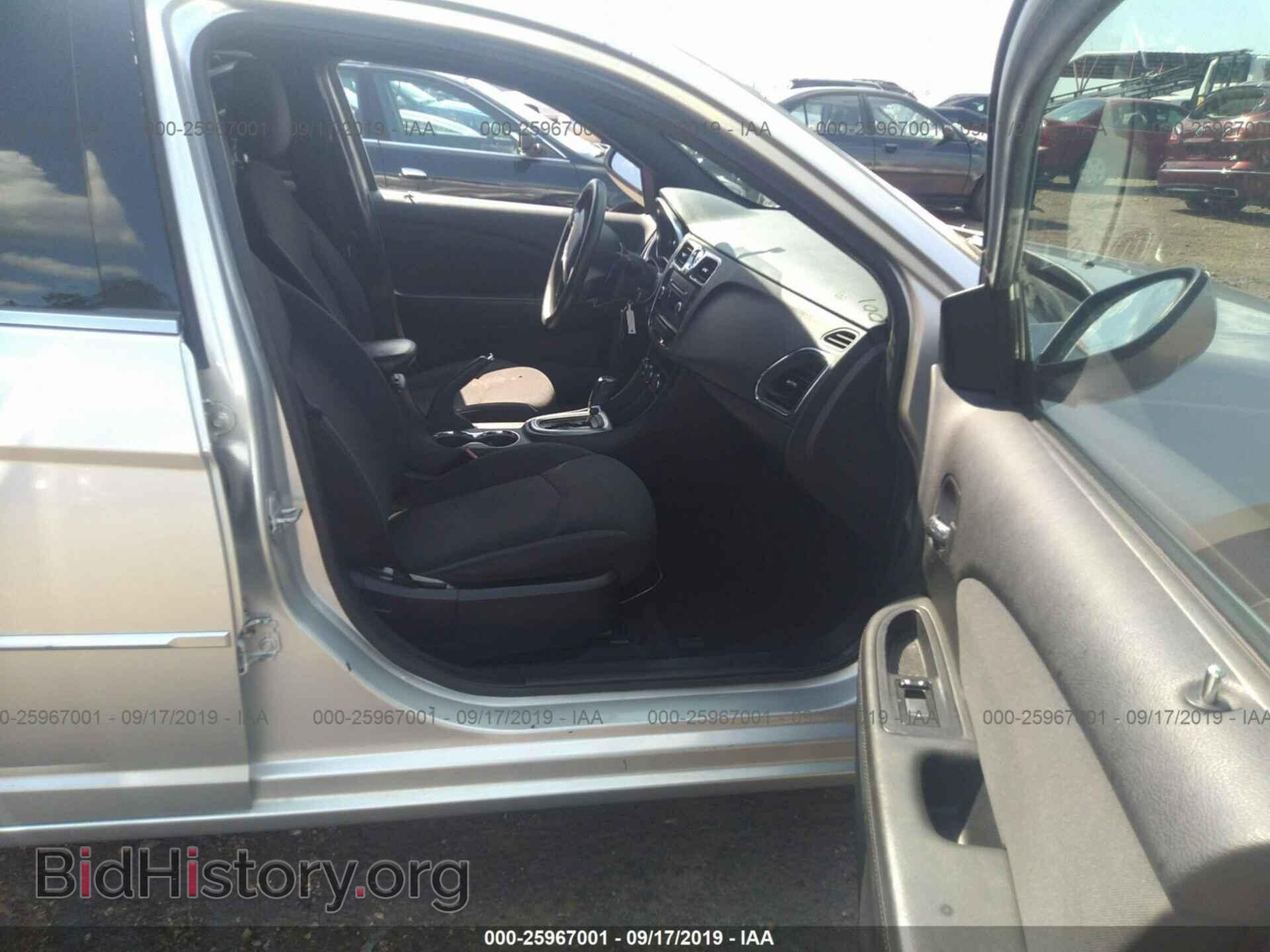 2012 CHRYSLER 200 - VIN: 1C3CCBAB2CN317841 - Photo 5
