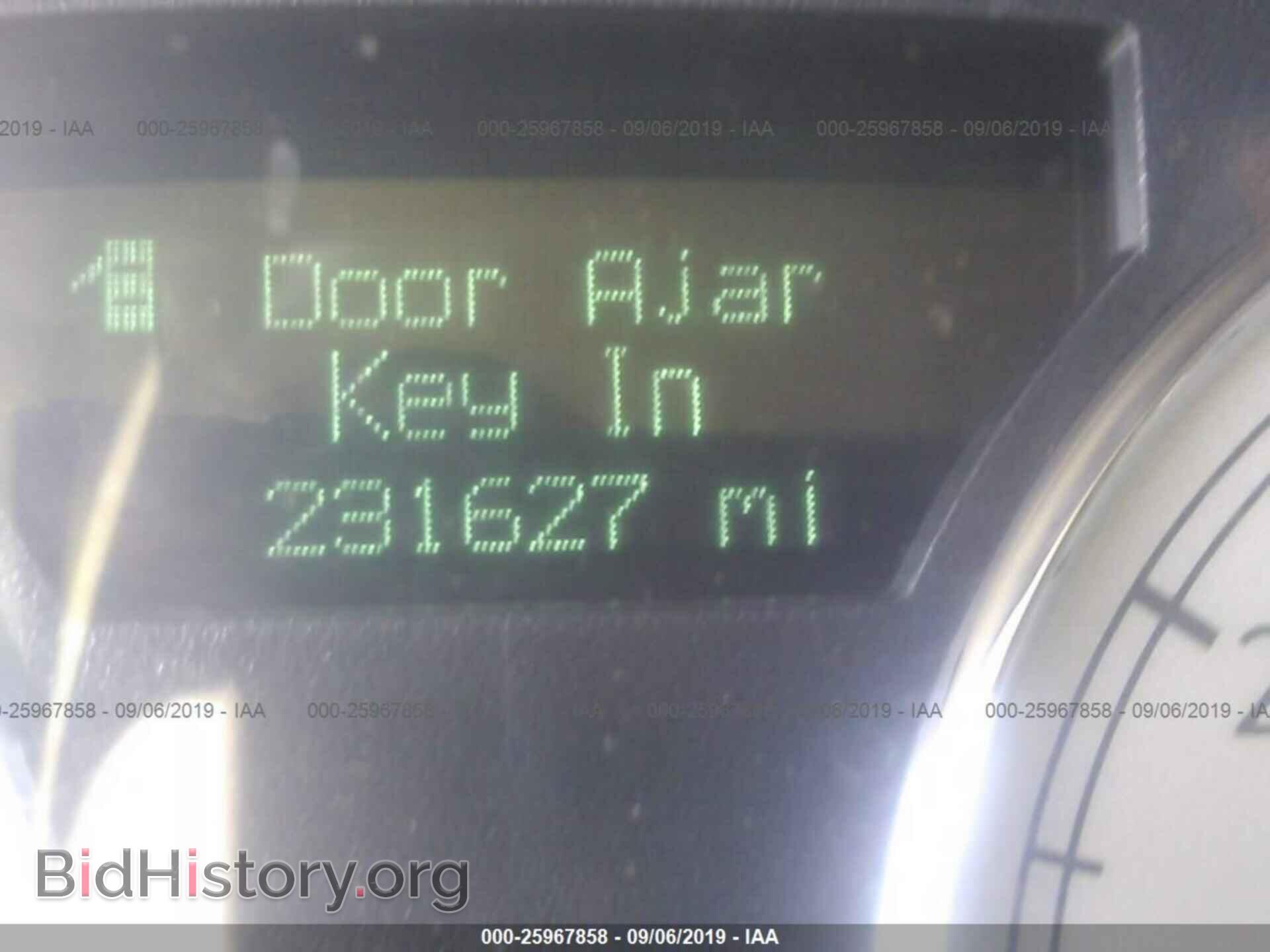 2005 CHRYSLER 300C - VIN: 2C3JA63H55H581542 - Фото 7