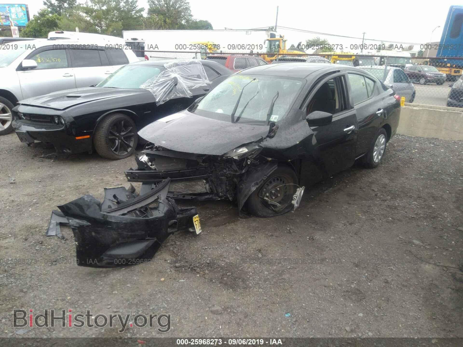 2017 NISSAN VERSA - VIN: 3N1CN7AP4HK409399 - Фото 2