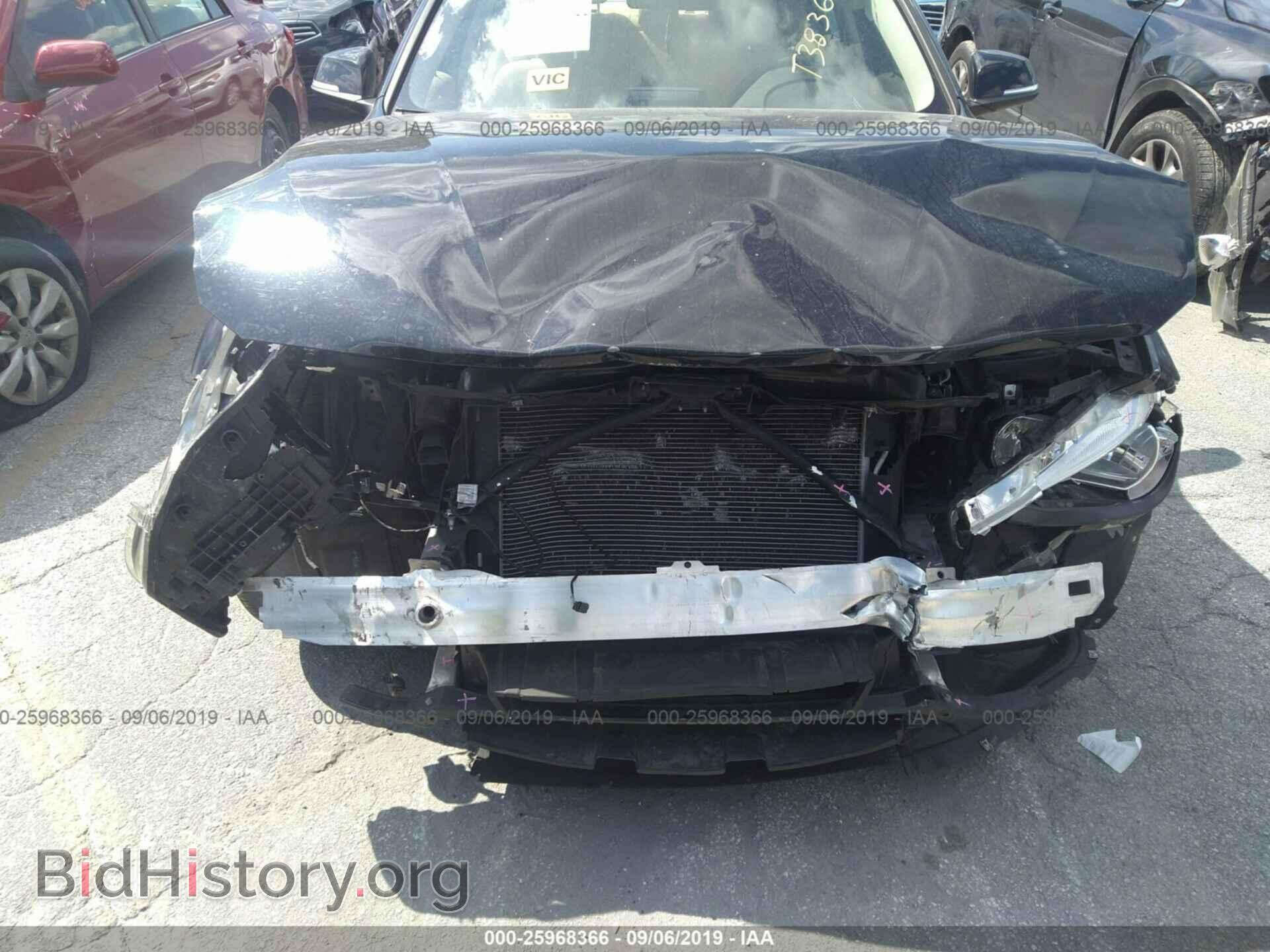 2016 BMW 320 - VIN: WBA8E1G56GNT38363 - Photo 6