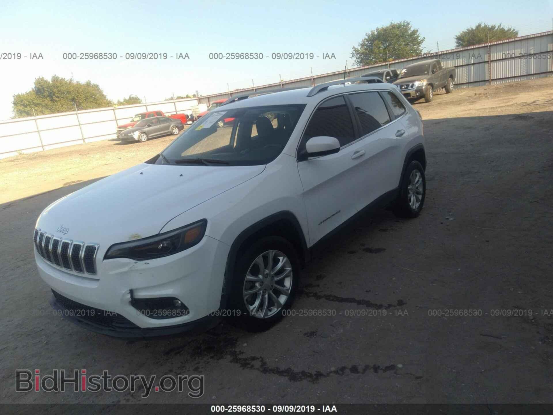 2019 JEEP CHEROKEE - VIN: 1C4PJLCB0KD221541 - Фото 2