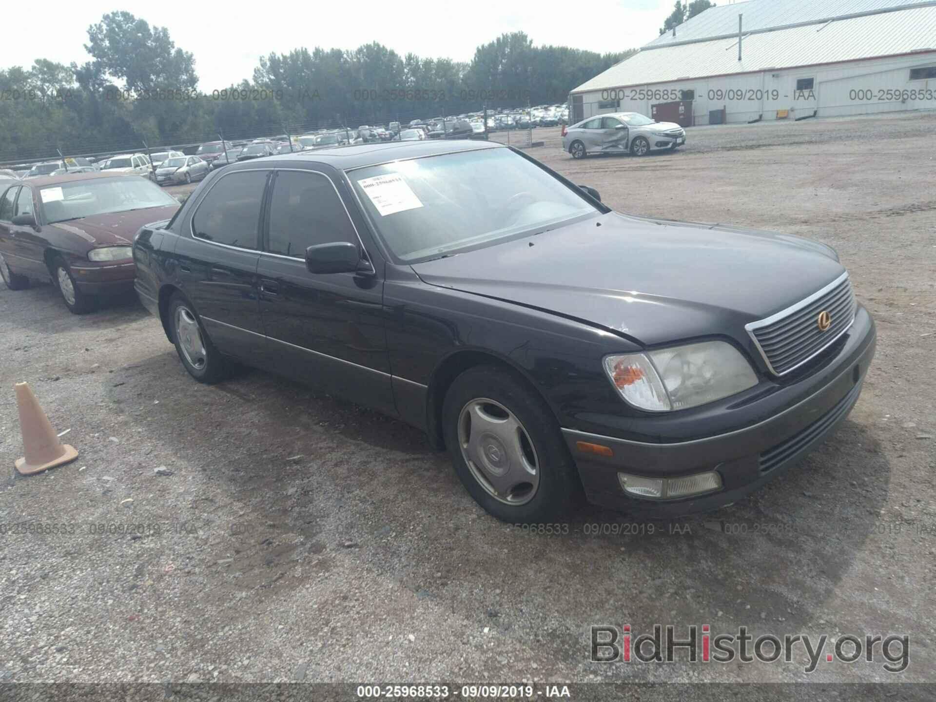 Photo JT8BH28FXX0156819 - LEXUS LS 1999