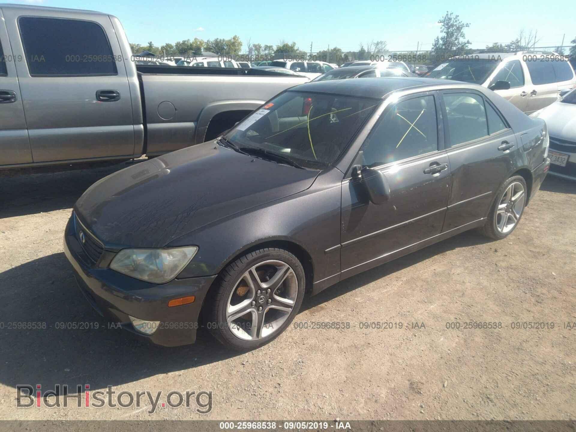 2001 LEXUS IS - VIN: JTHBD182810033319 - Photo 2