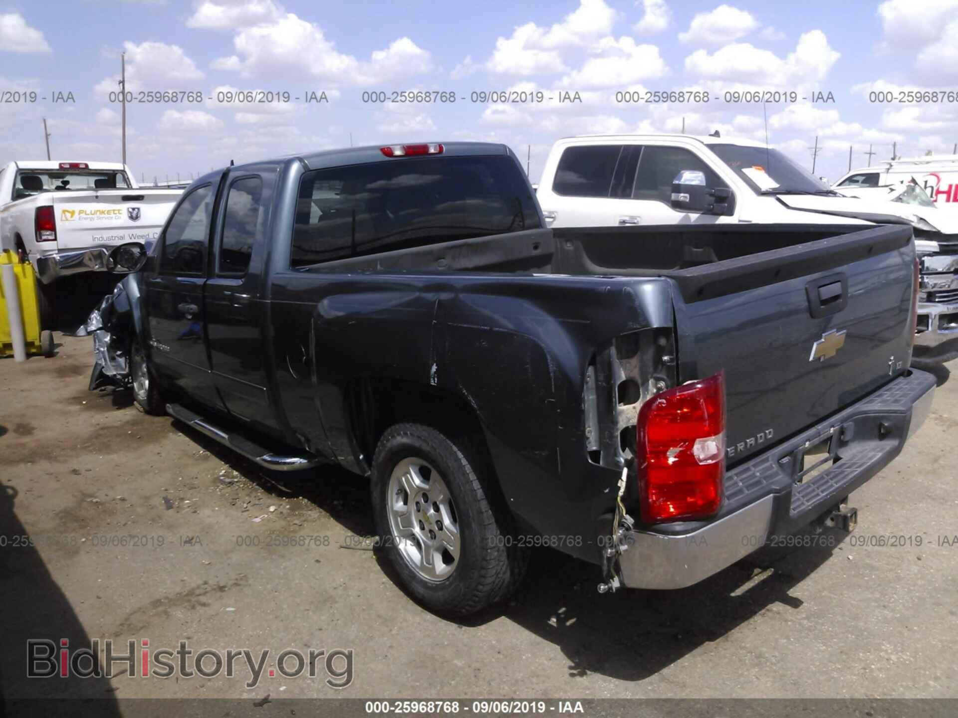 2007 CHEVROLET SILVERADO - VIN: 2GCEC19C971724980 - Фото 3