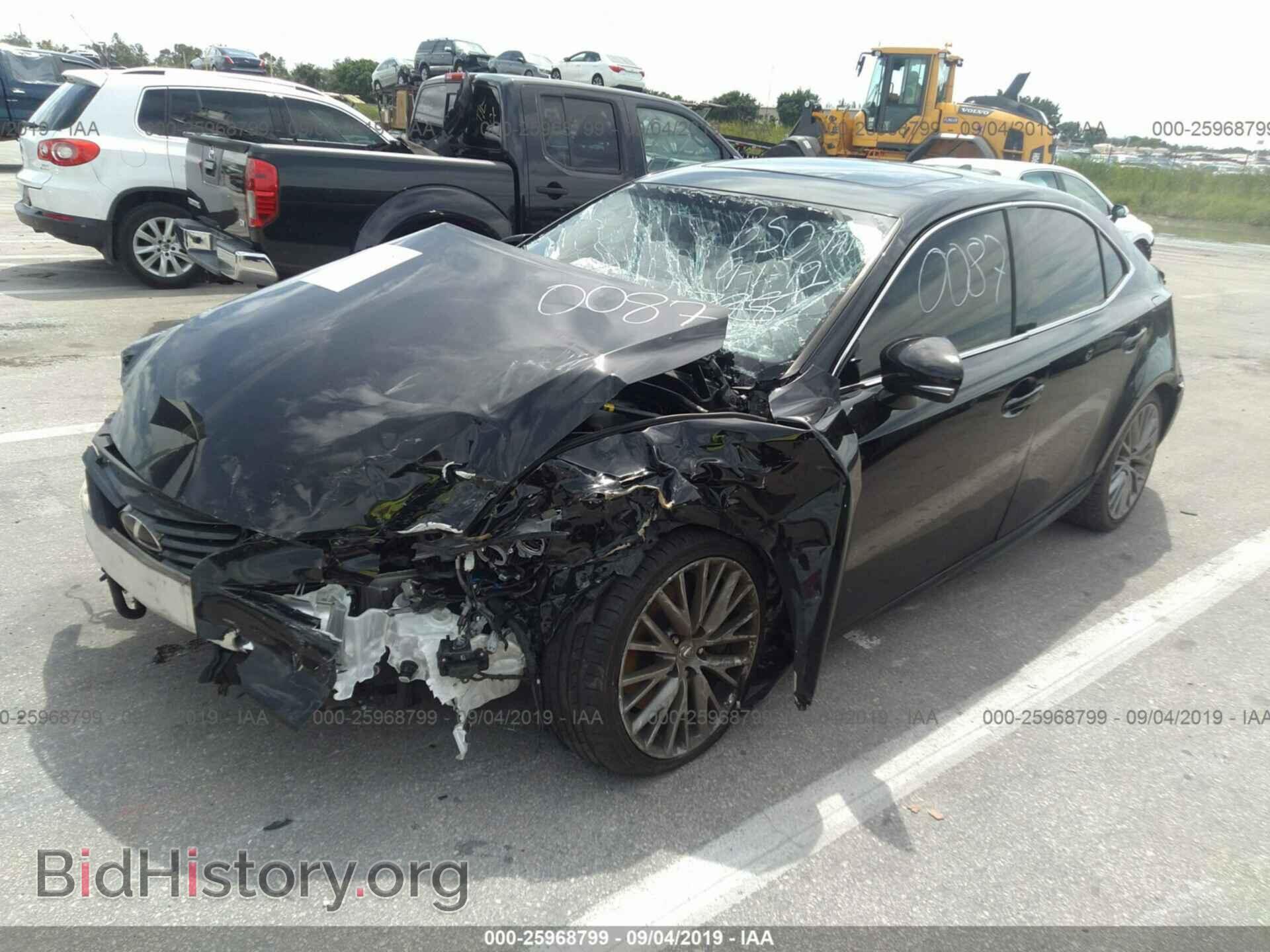2016 LEXUS IS - VIN: JTHBA1D25G5010087 - Фото 2