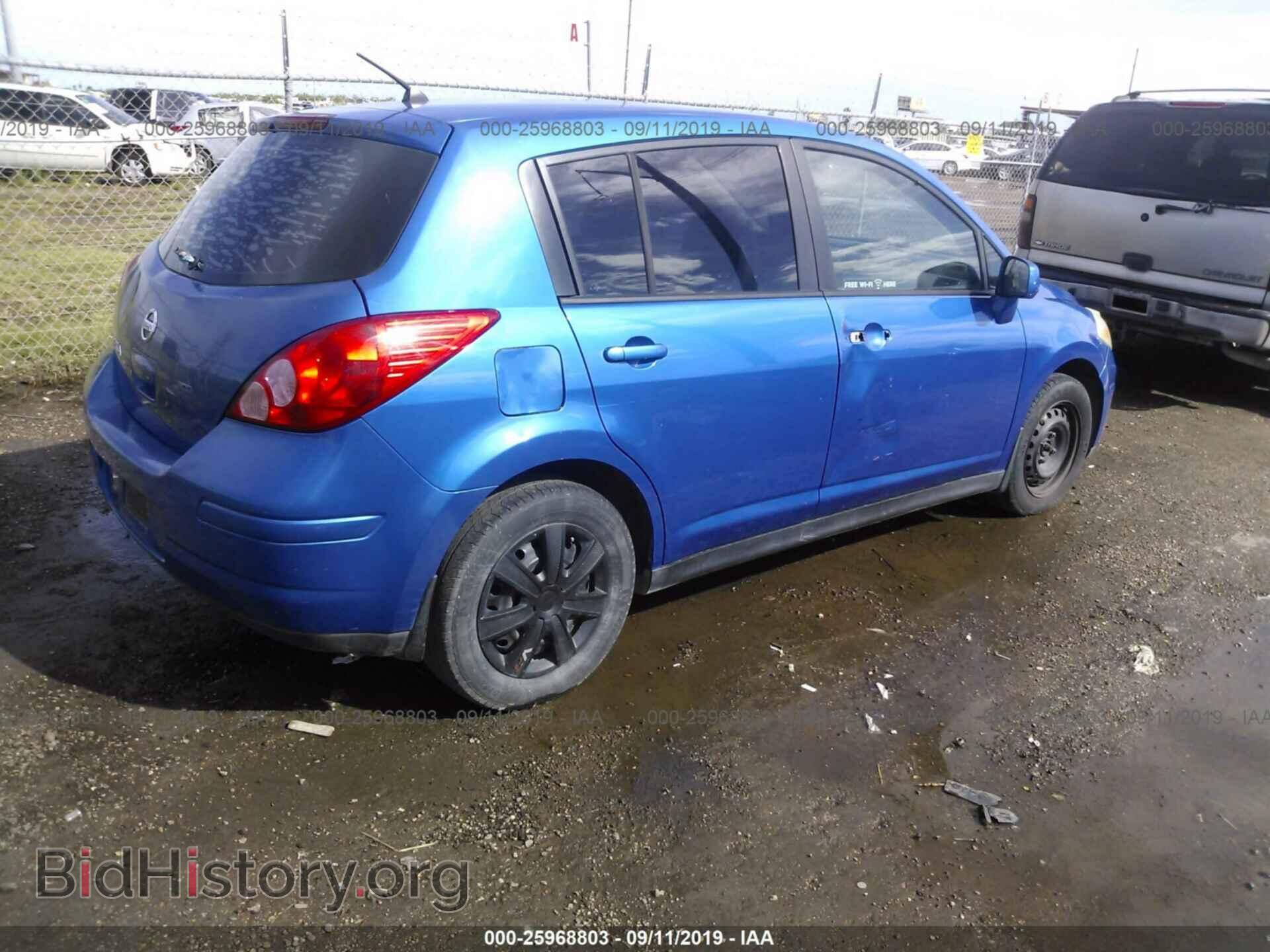 2009 NISSAN VERSA - VIN: 3N1BC13E39L352960 - Фото 4