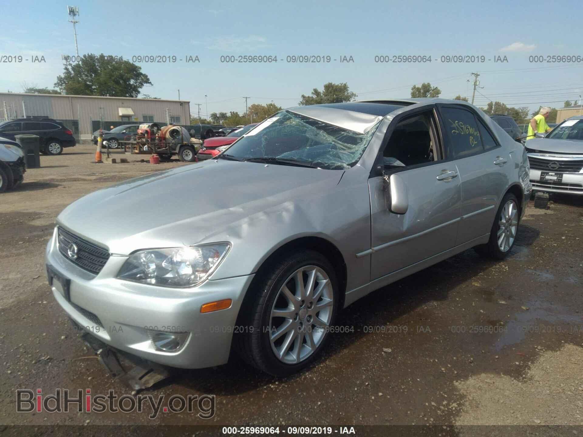 2005 LEXUS IS - VIN: JTHBD192150100475 - Фото 2
