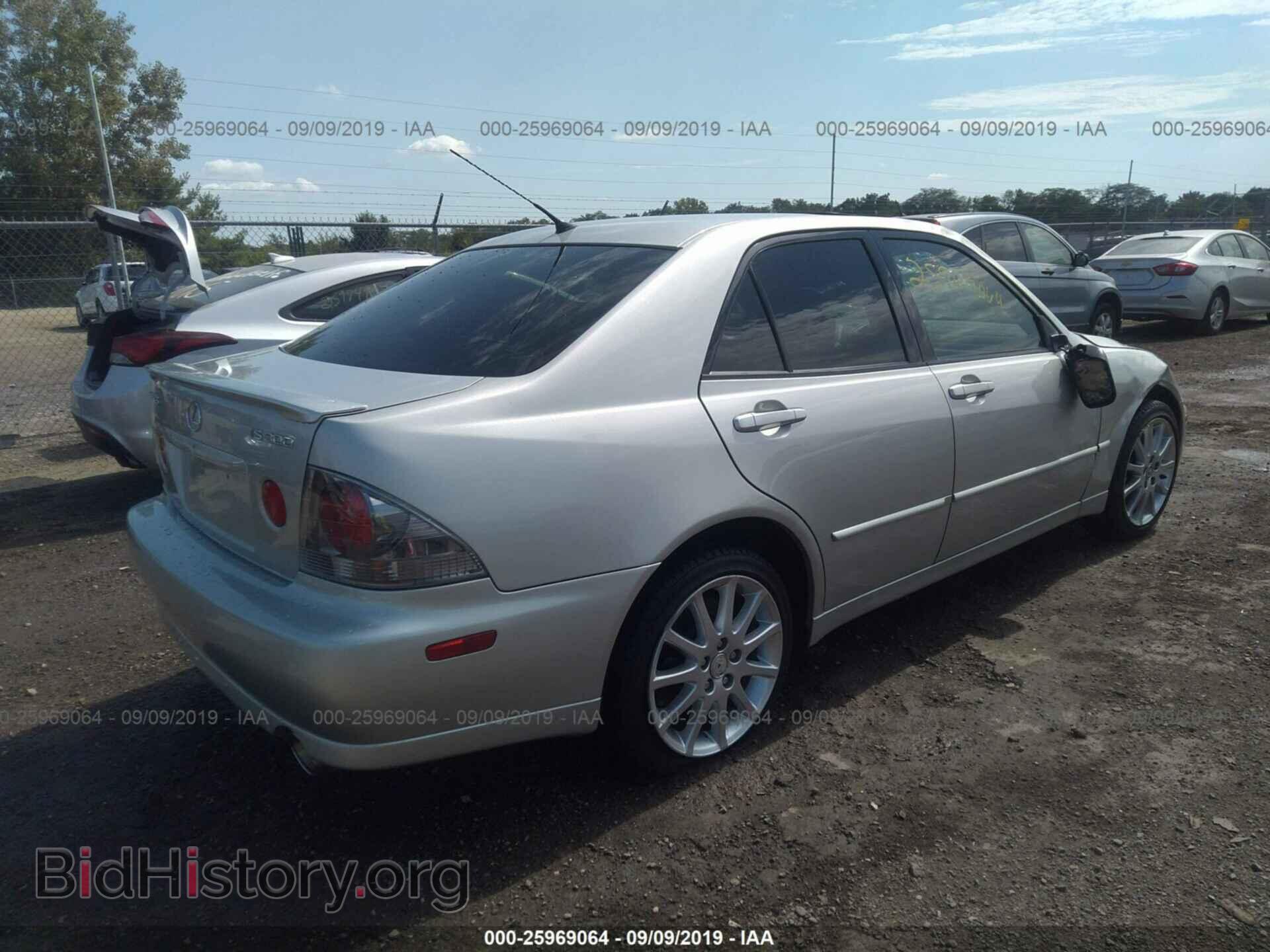 2005 LEXUS IS - VIN: JTHBD192150100475 - Фото 4
