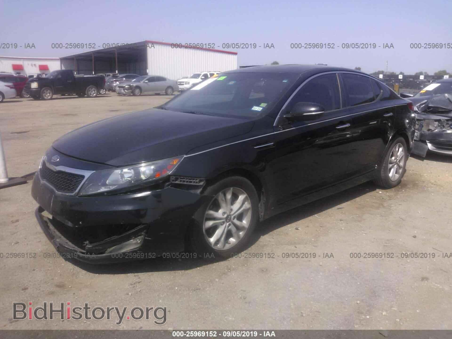 2011 KIA OPTIMA - VIN: KNAGN4A73B5076091 - Photo 2