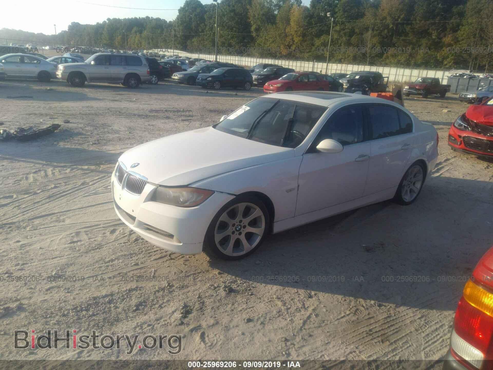 2006 BMW 330 - VIN: WBAVB33596PS14412 - Фото 2
