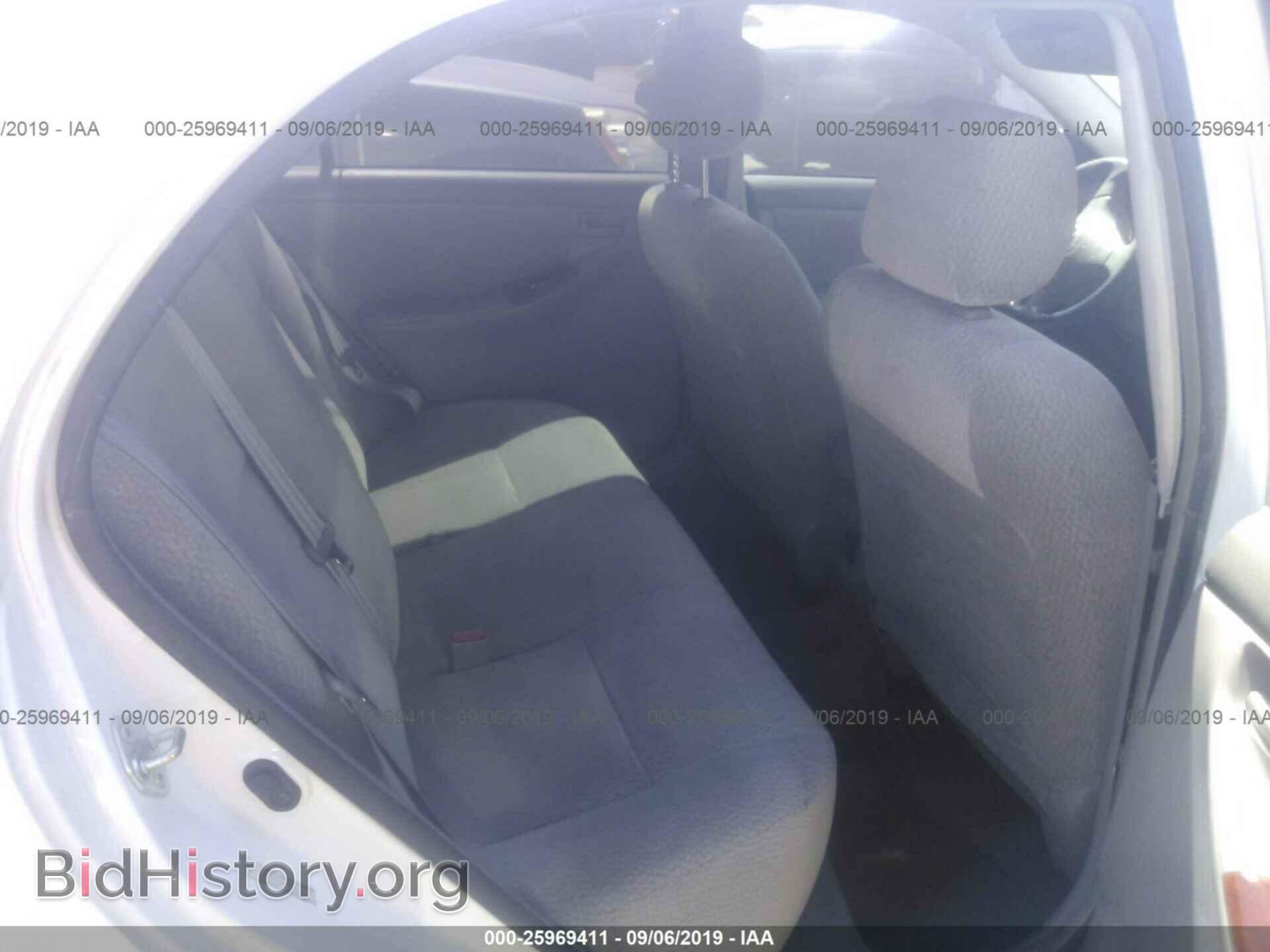 2003 TOYOTA COROLLA - VIN: JTDBR32E330040019 - Photo 8