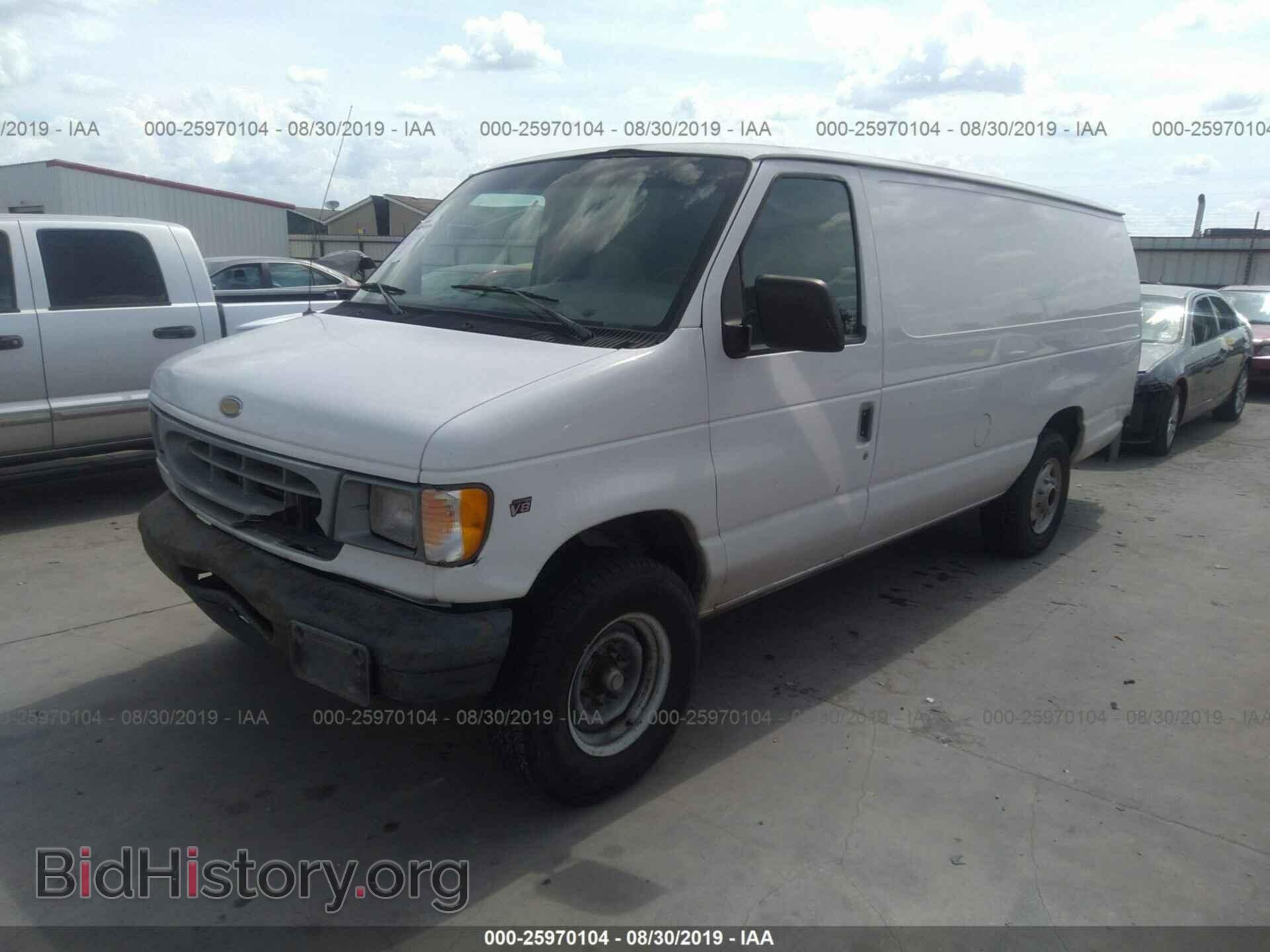 2000 Ford Econoline - VIN: 1FTNS24L1YHB77105 - Photo 2