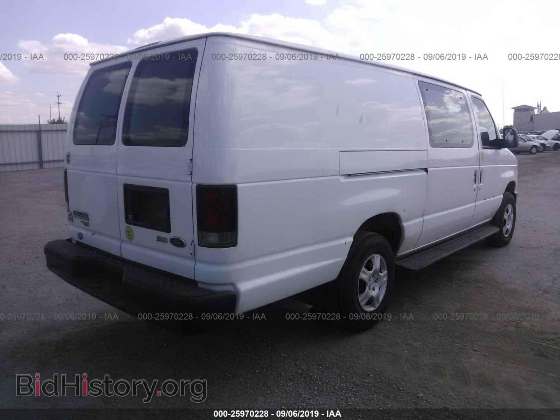 2011 Ford Econoline - VIN: 1FTSS3EL7BDA78374 - Фото 4